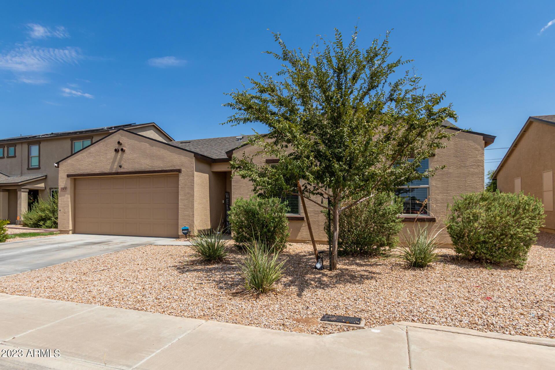 193 N MULBERRY Street