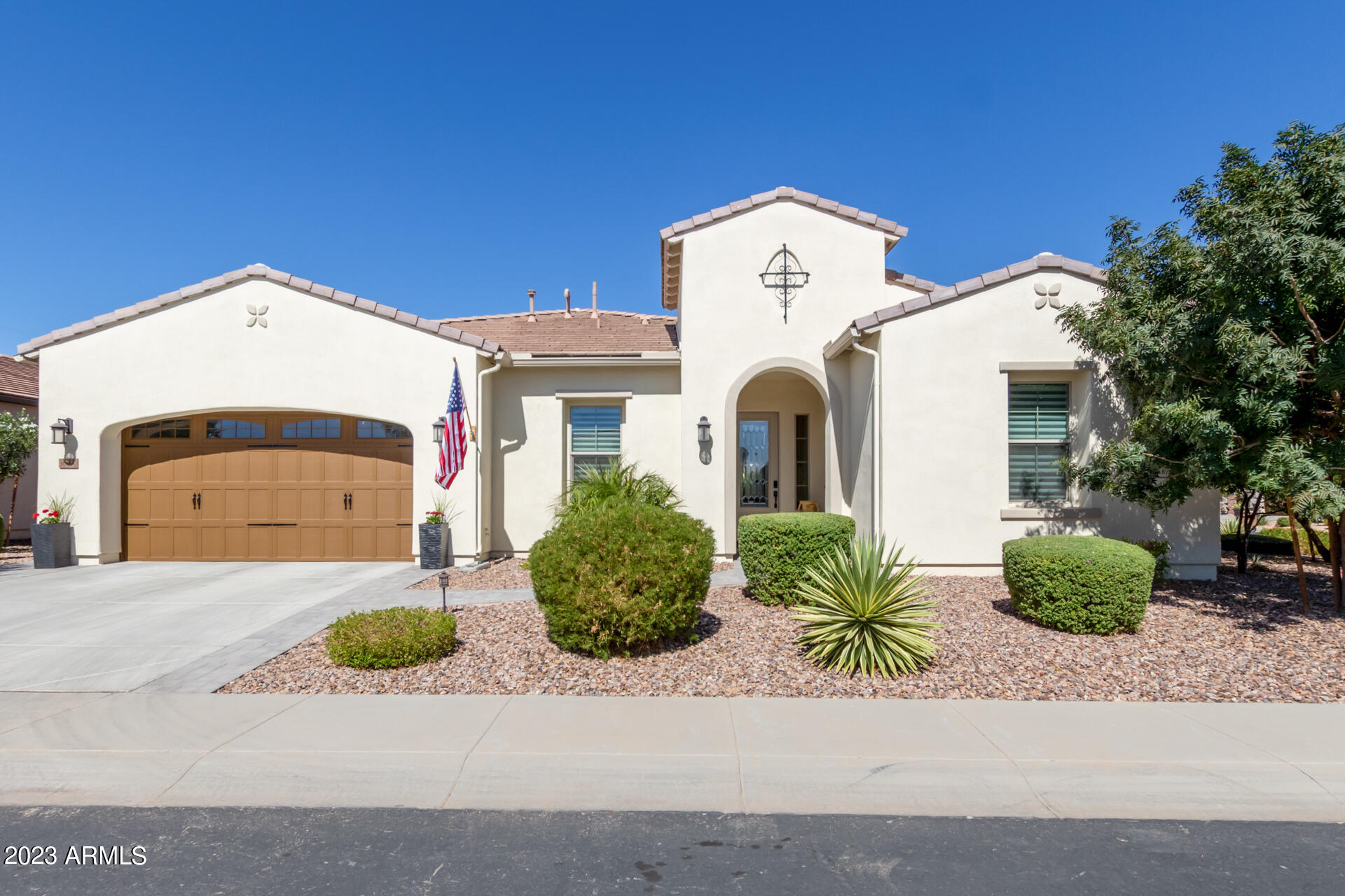 36890 N STONEWARE Drive