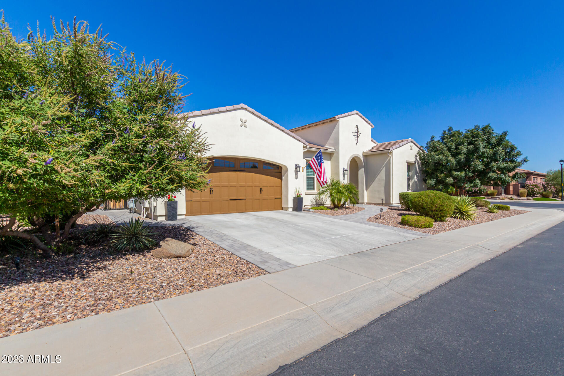 36890 N STONEWARE Drive