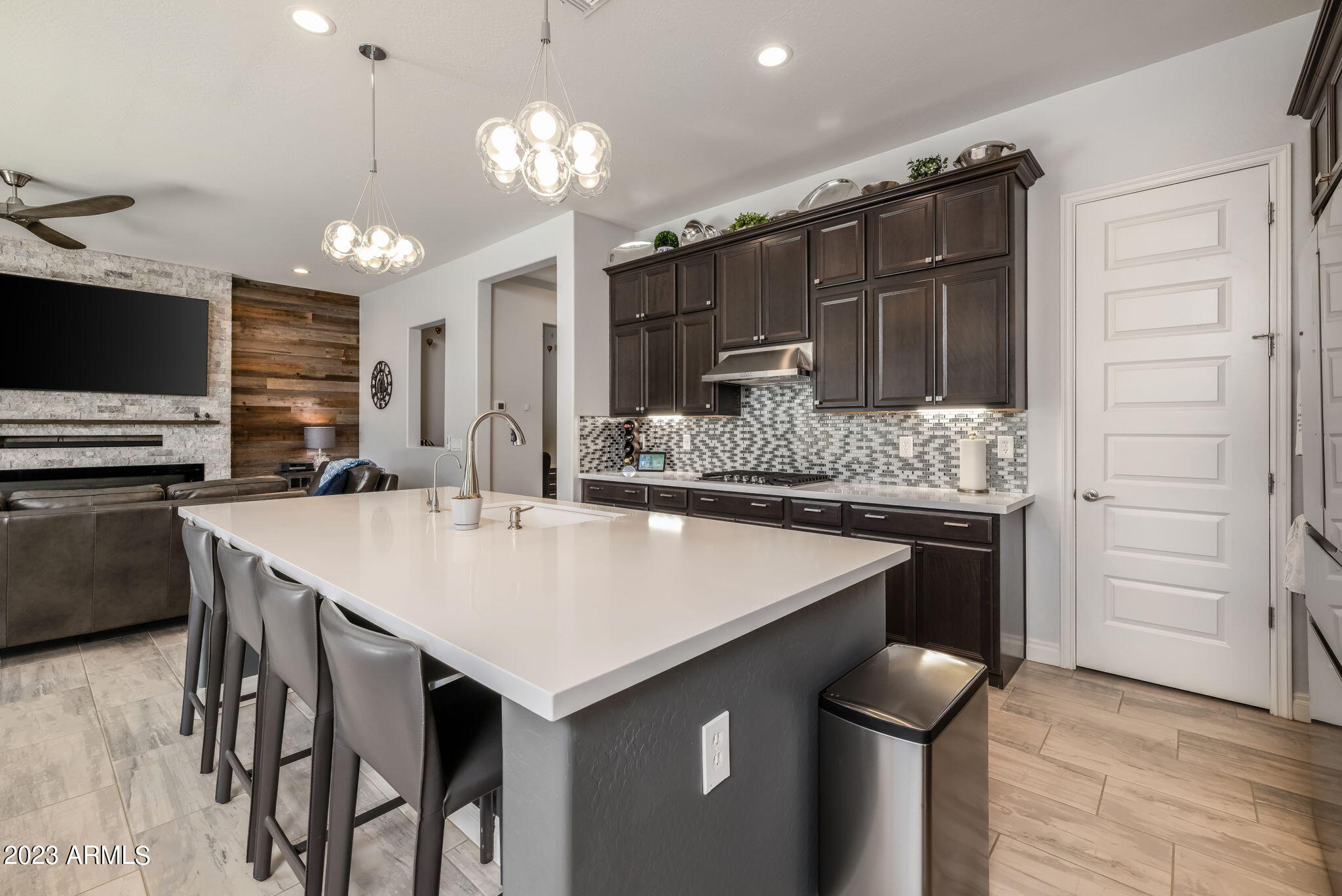 9605 E TELEMETRY Drive