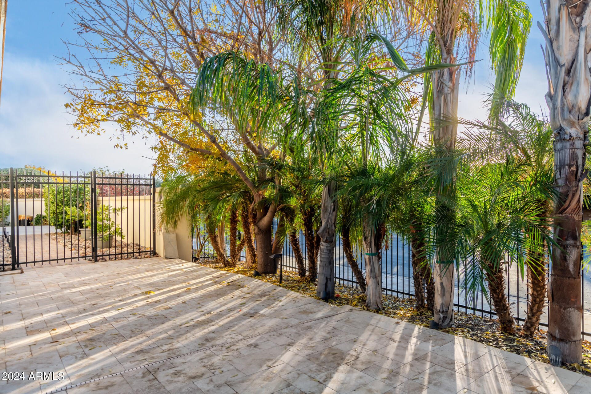 266 E LADDOOS Avenue