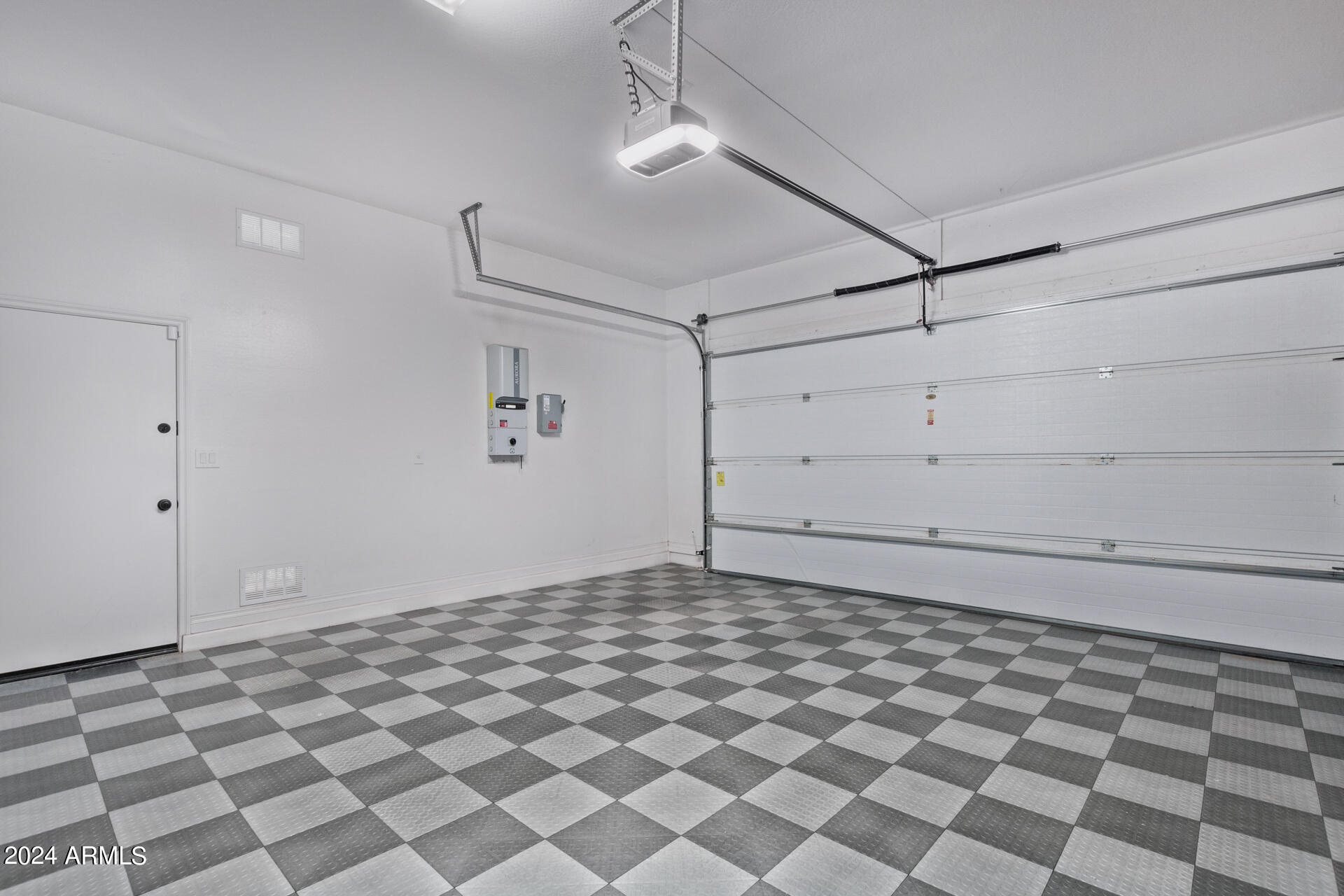 266 E LADDOOS Avenue