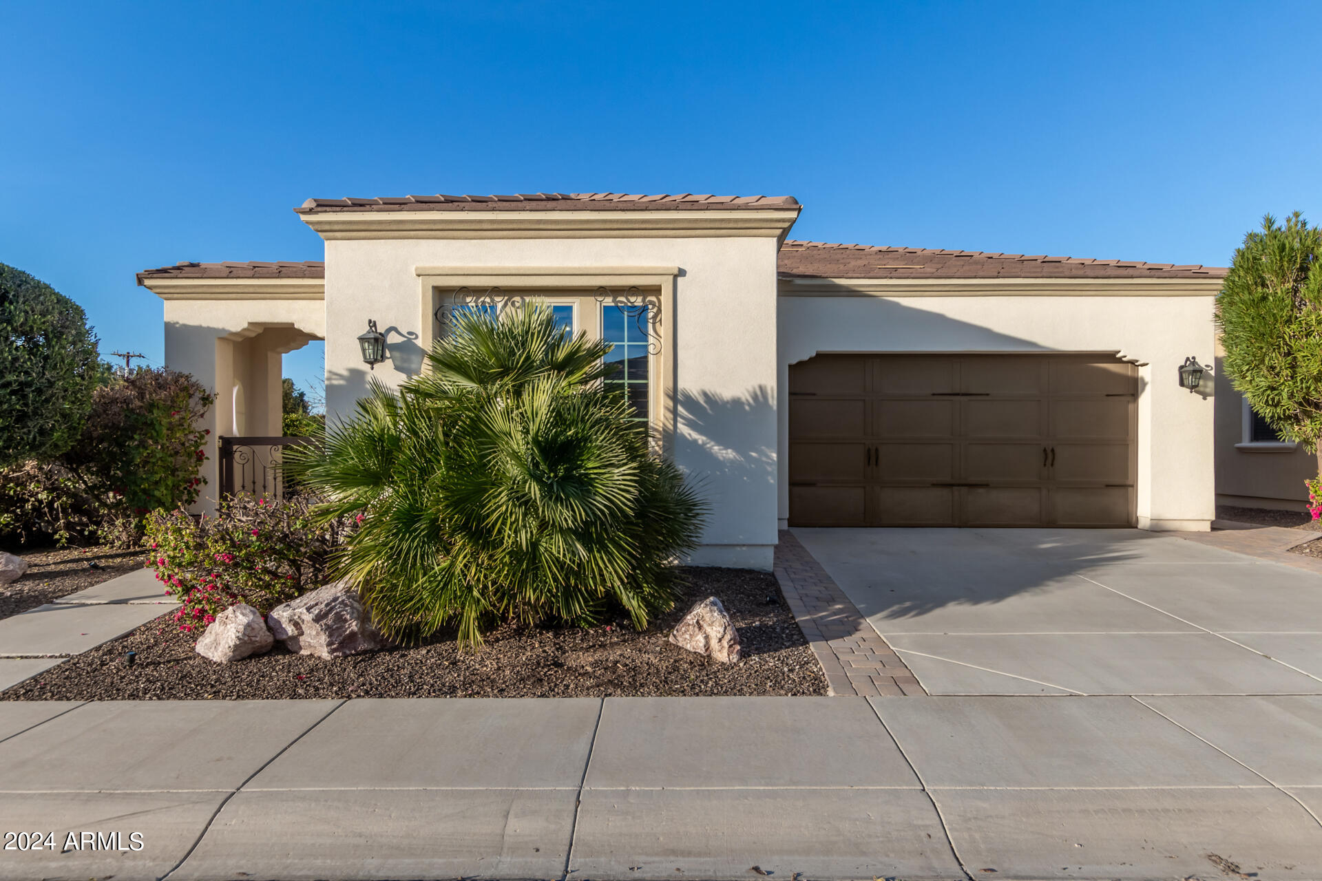 266 E LADDOOS Avenue