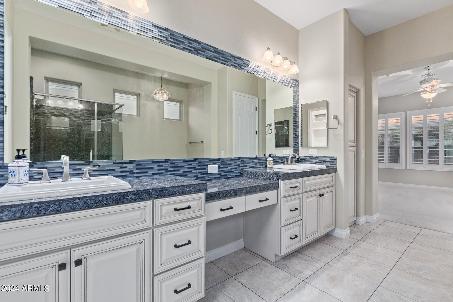 266 E LADDOOS Avenue