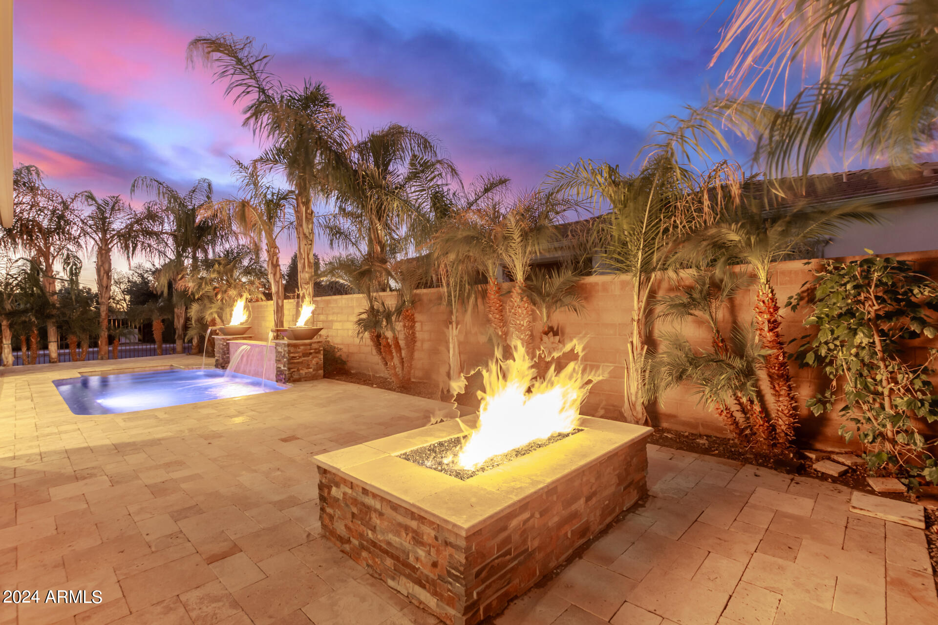 266 E LADDOOS Avenue