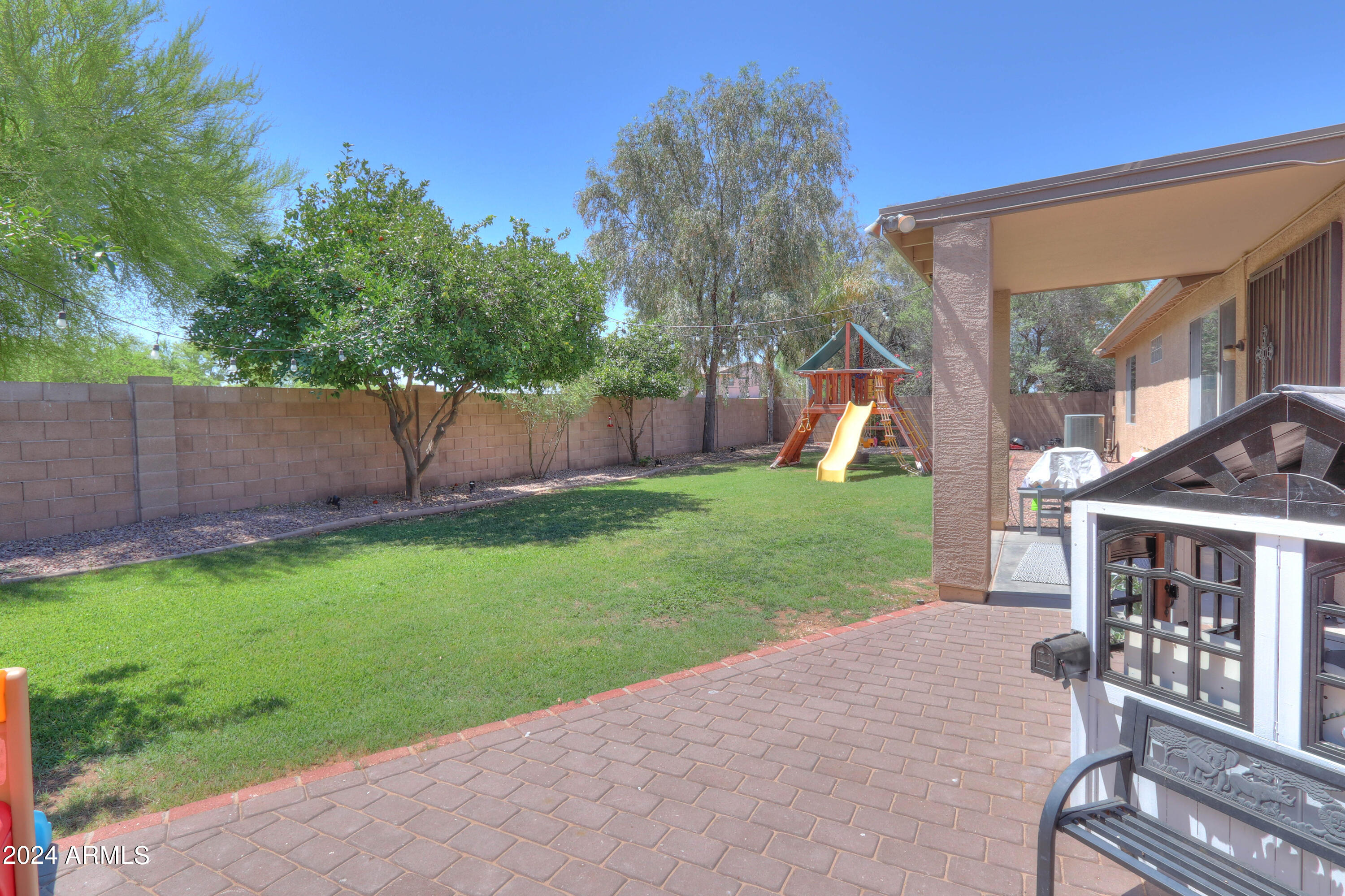 1280 N Elizabeth Court