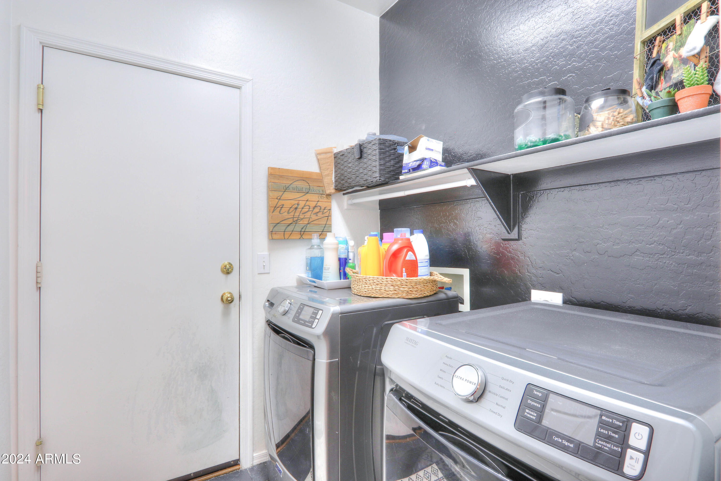 1280 N Elizabeth Court