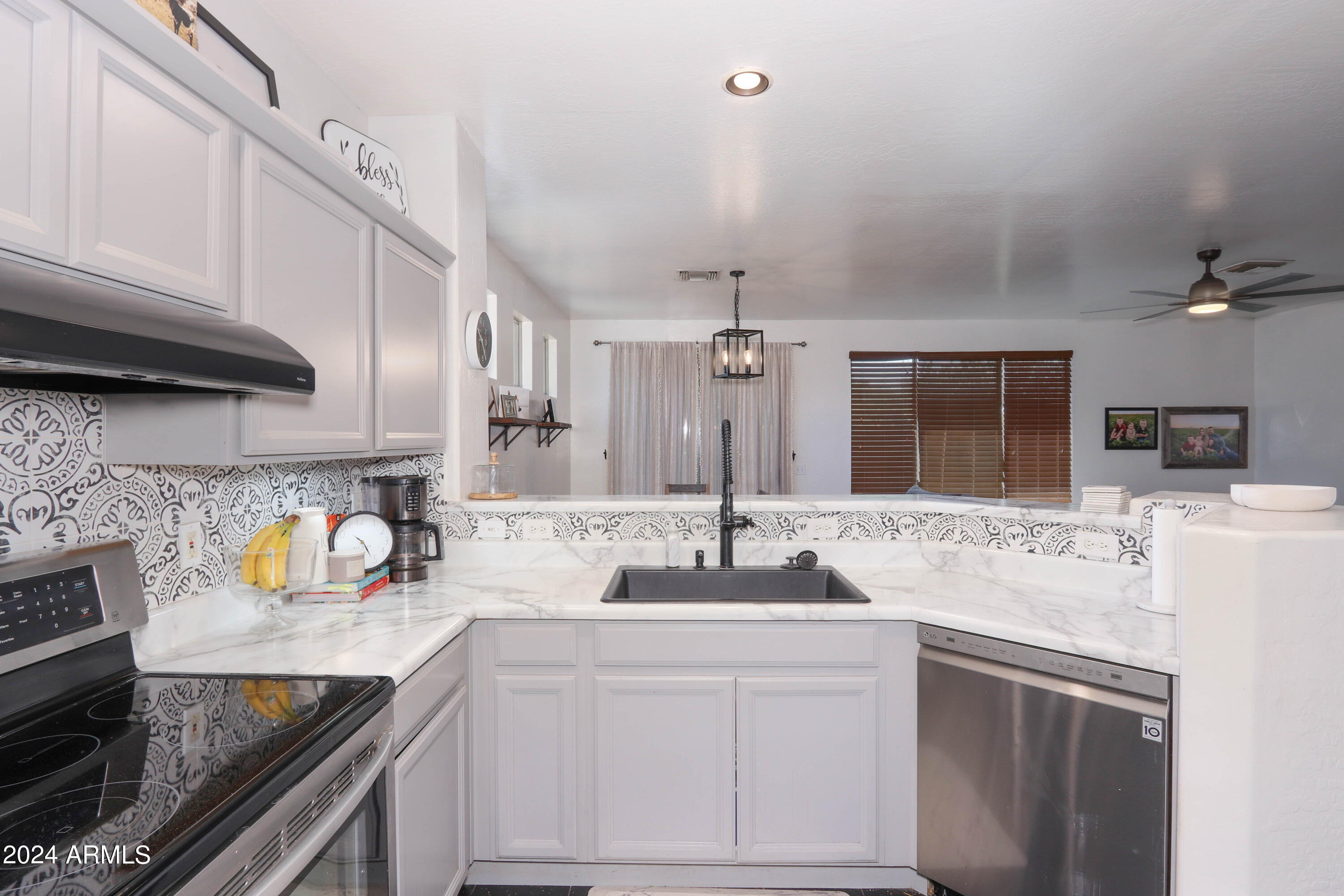 1280 N Elizabeth Court