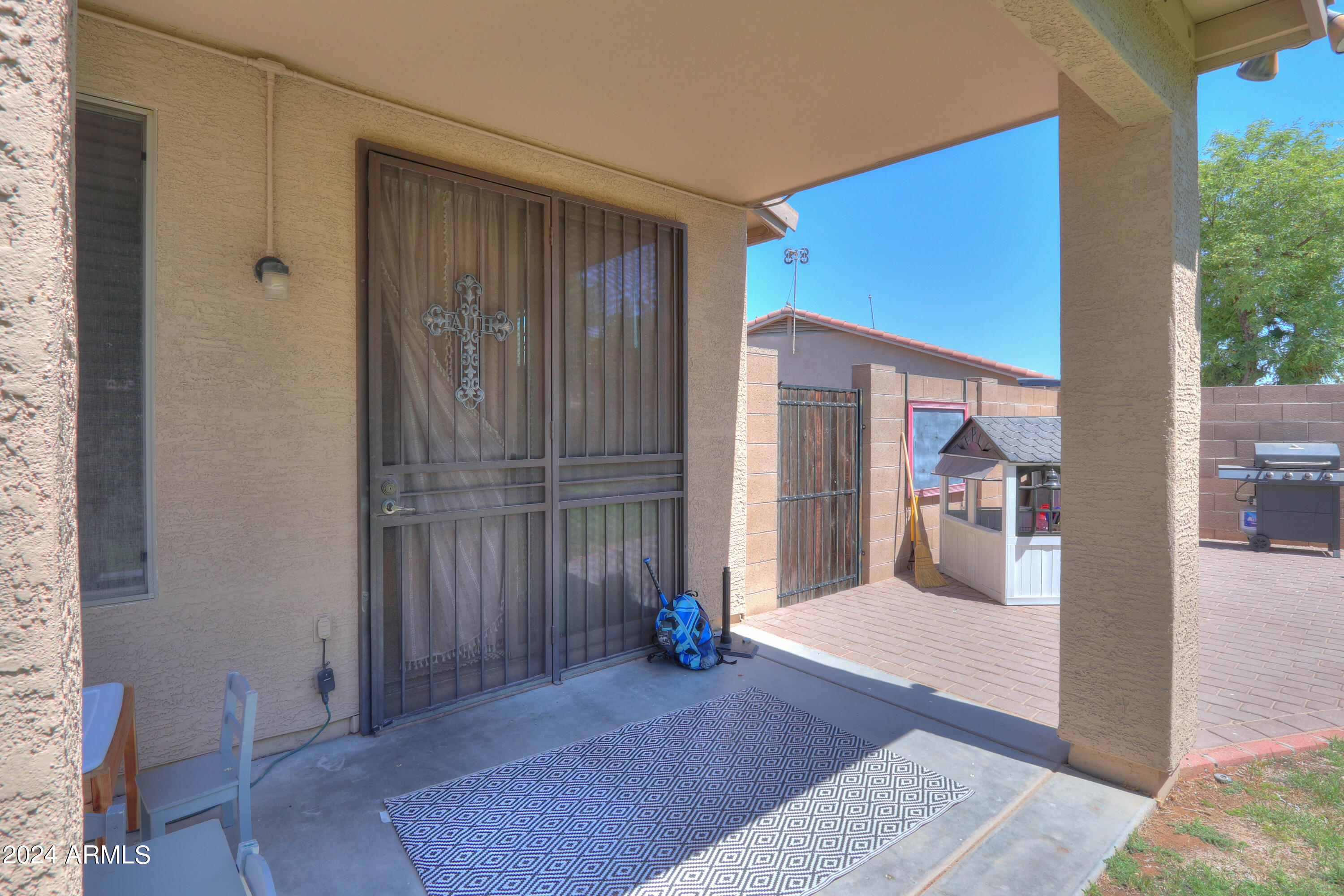 1280 N Elizabeth Court