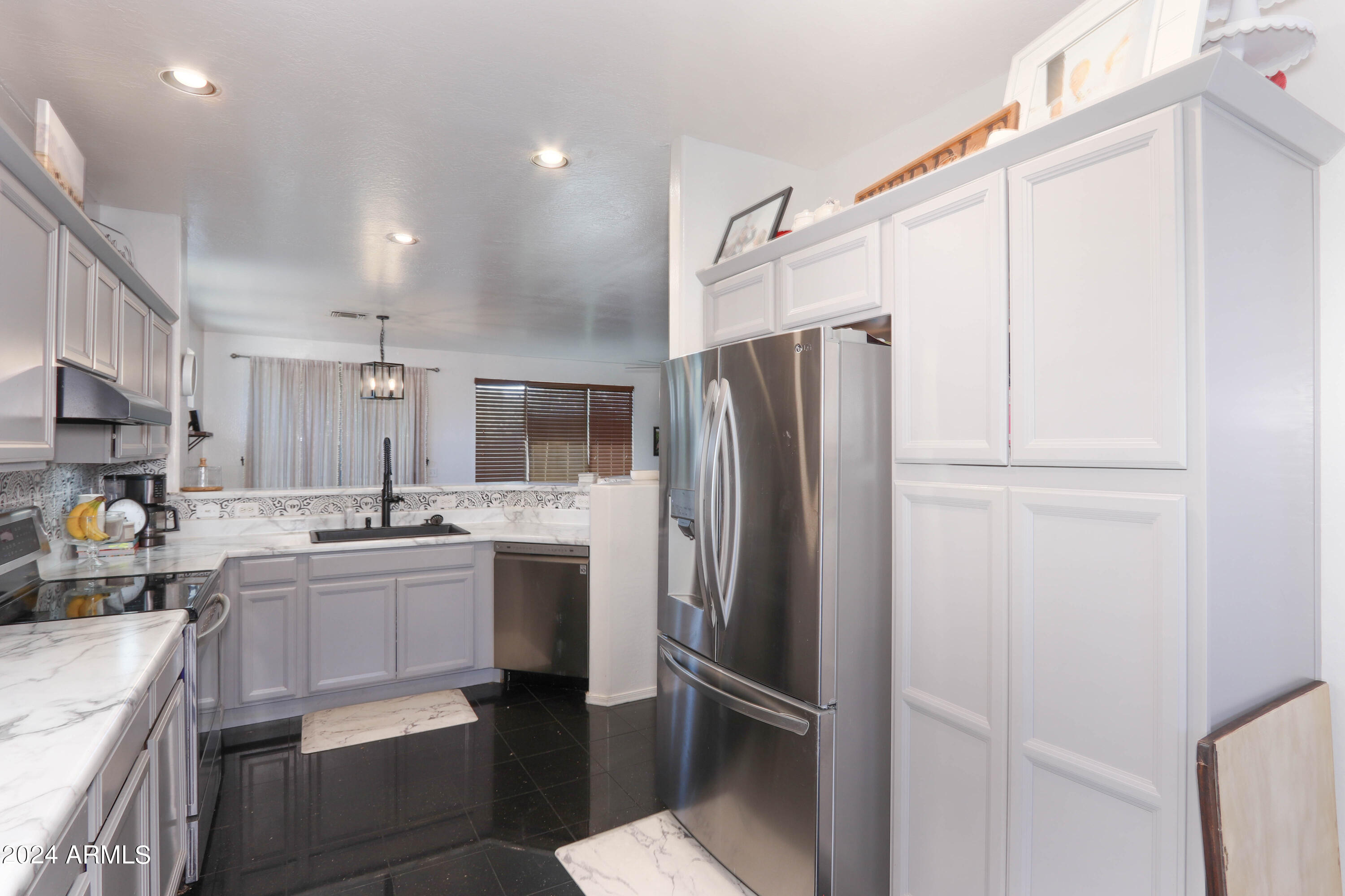 1280 N Elizabeth Court