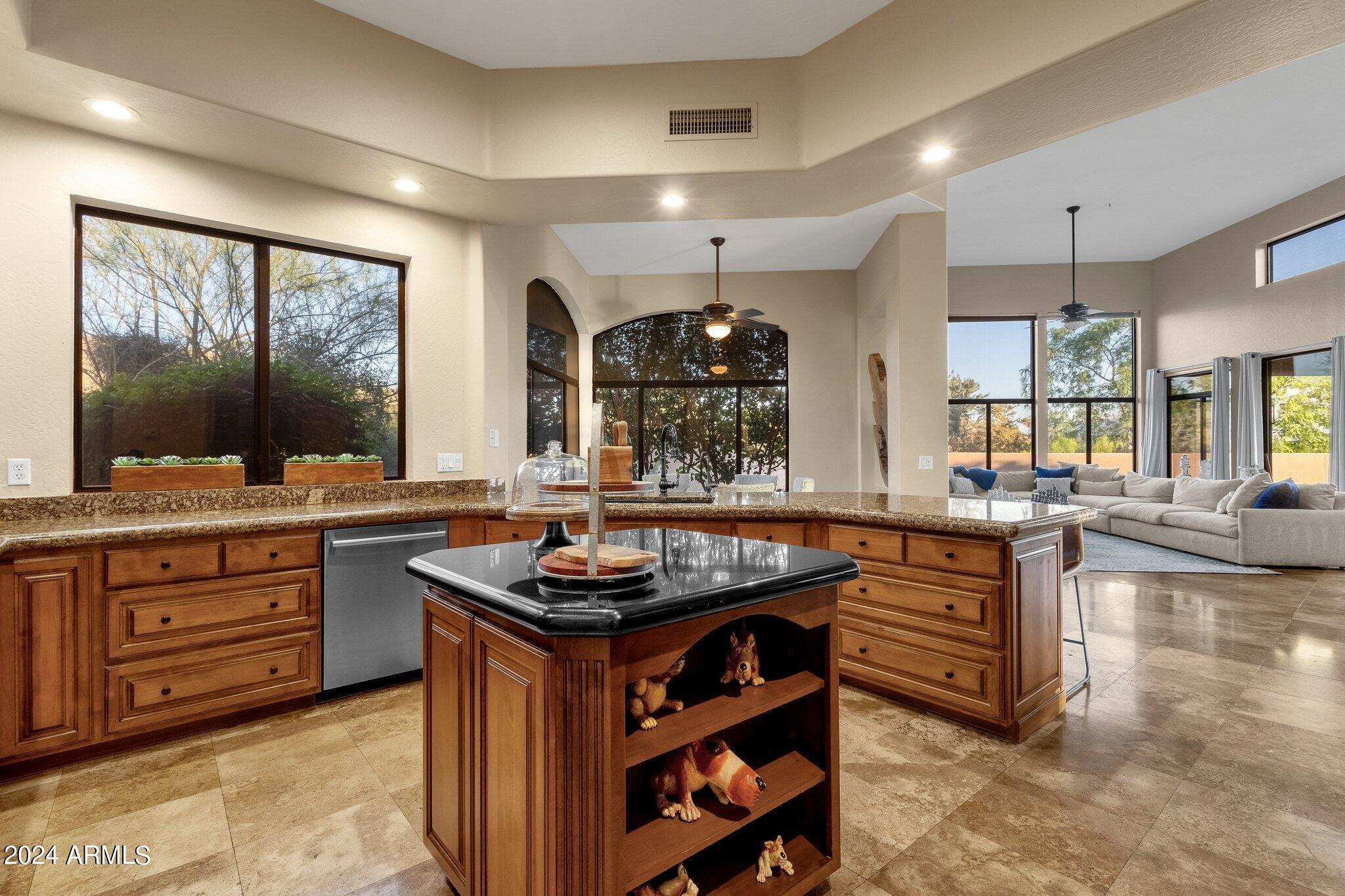 9325 E PARAISO Drive