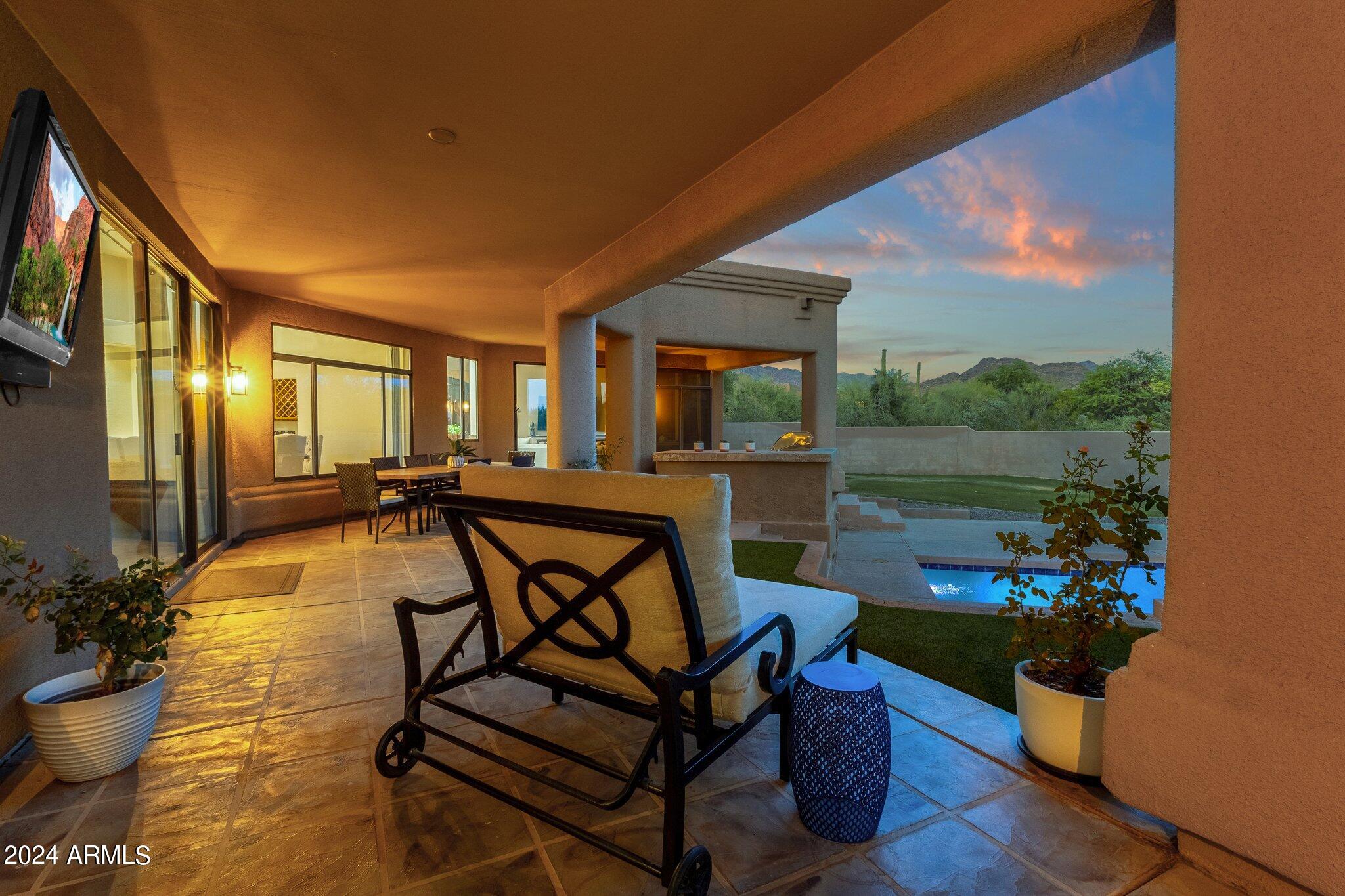 9325 E PARAISO Drive