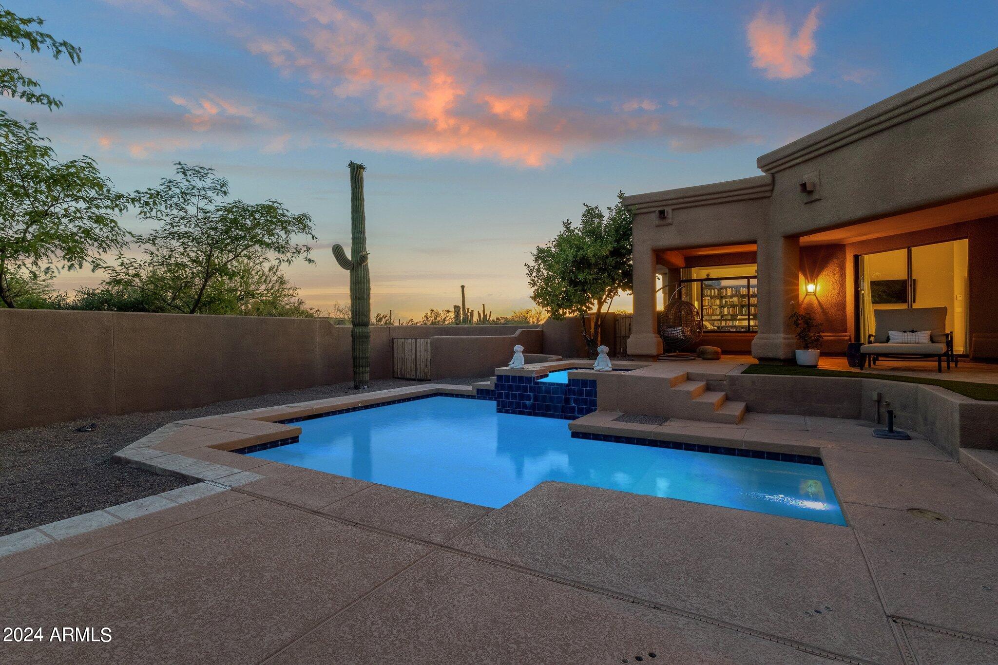 9325 E PARAISO Drive