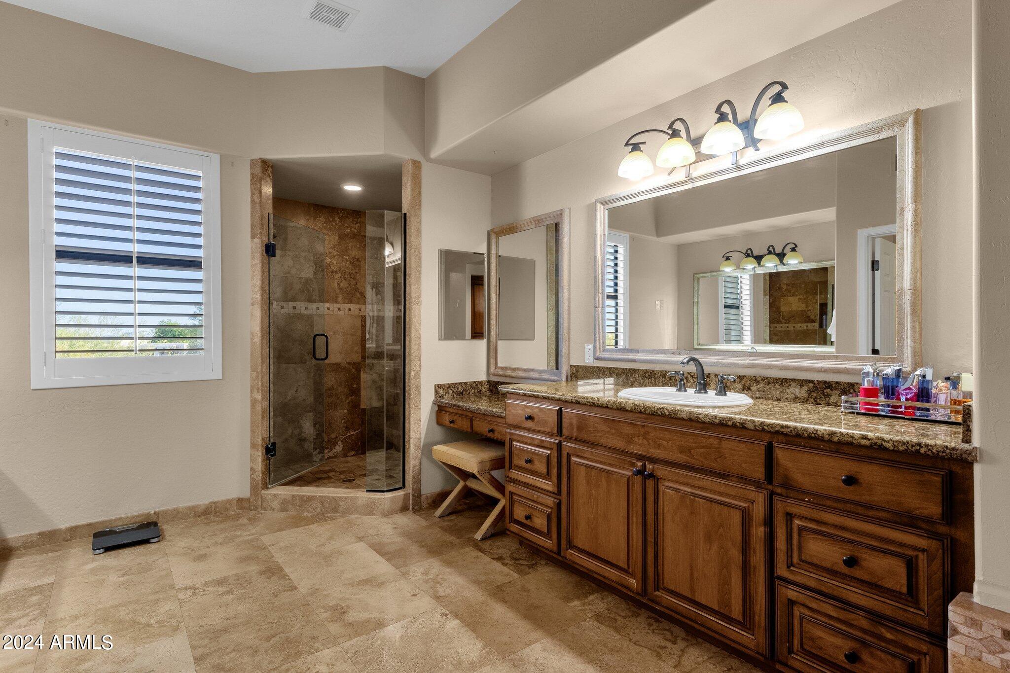 9325 E PARAISO Drive