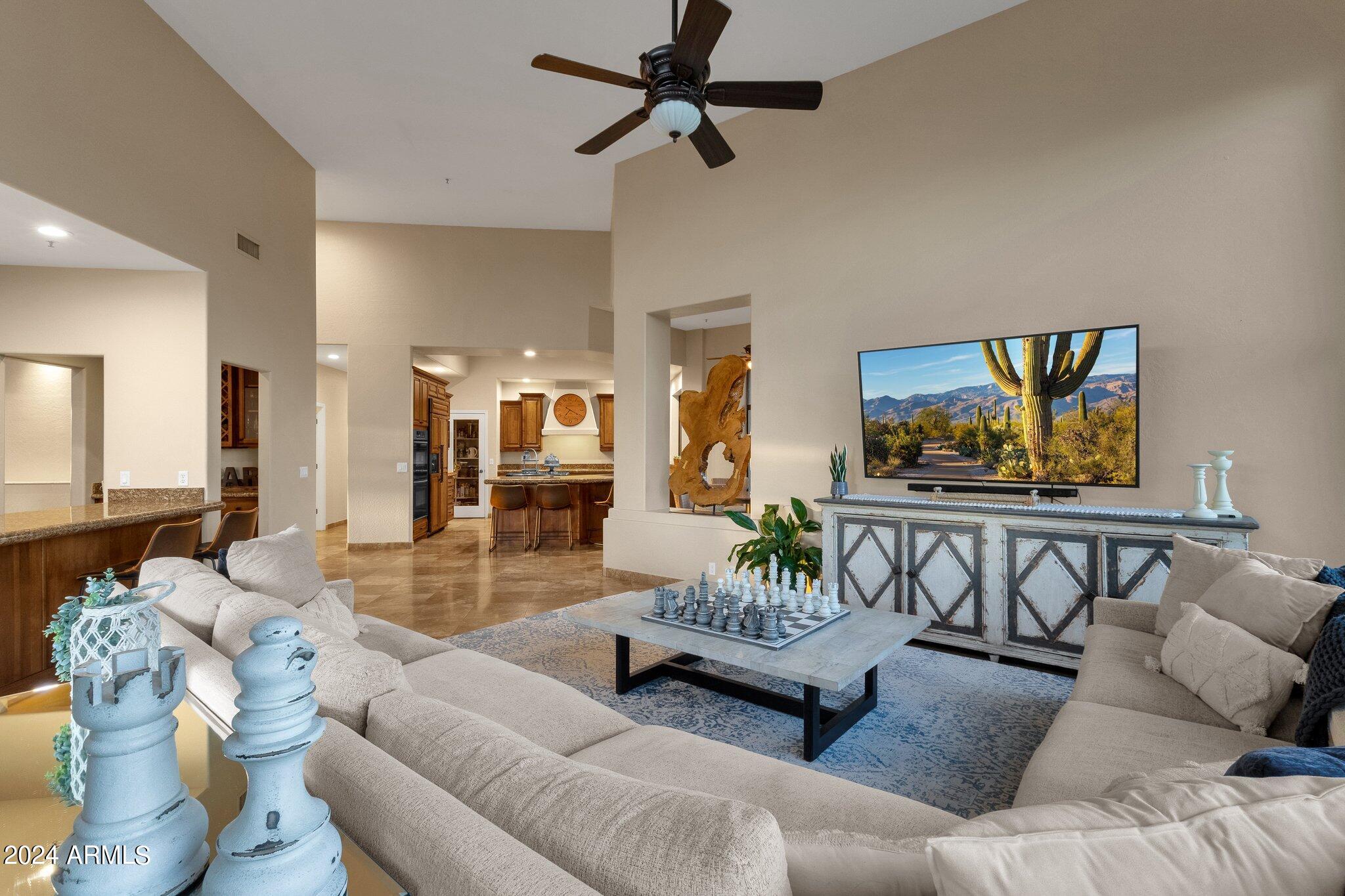 9325 E PARAISO Drive