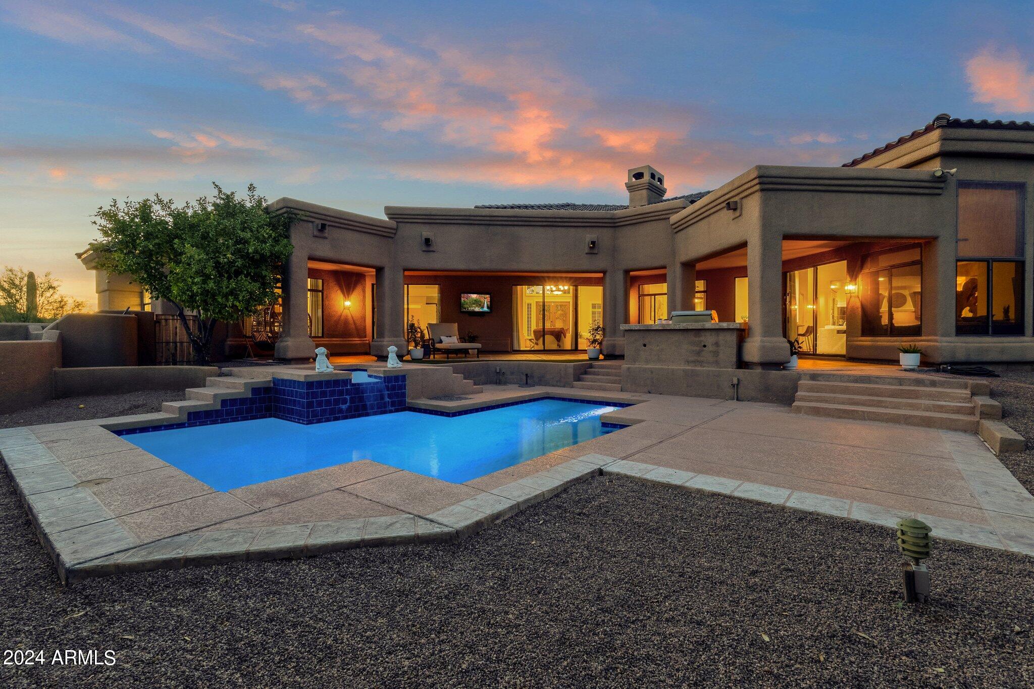 9325 E PARAISO Drive