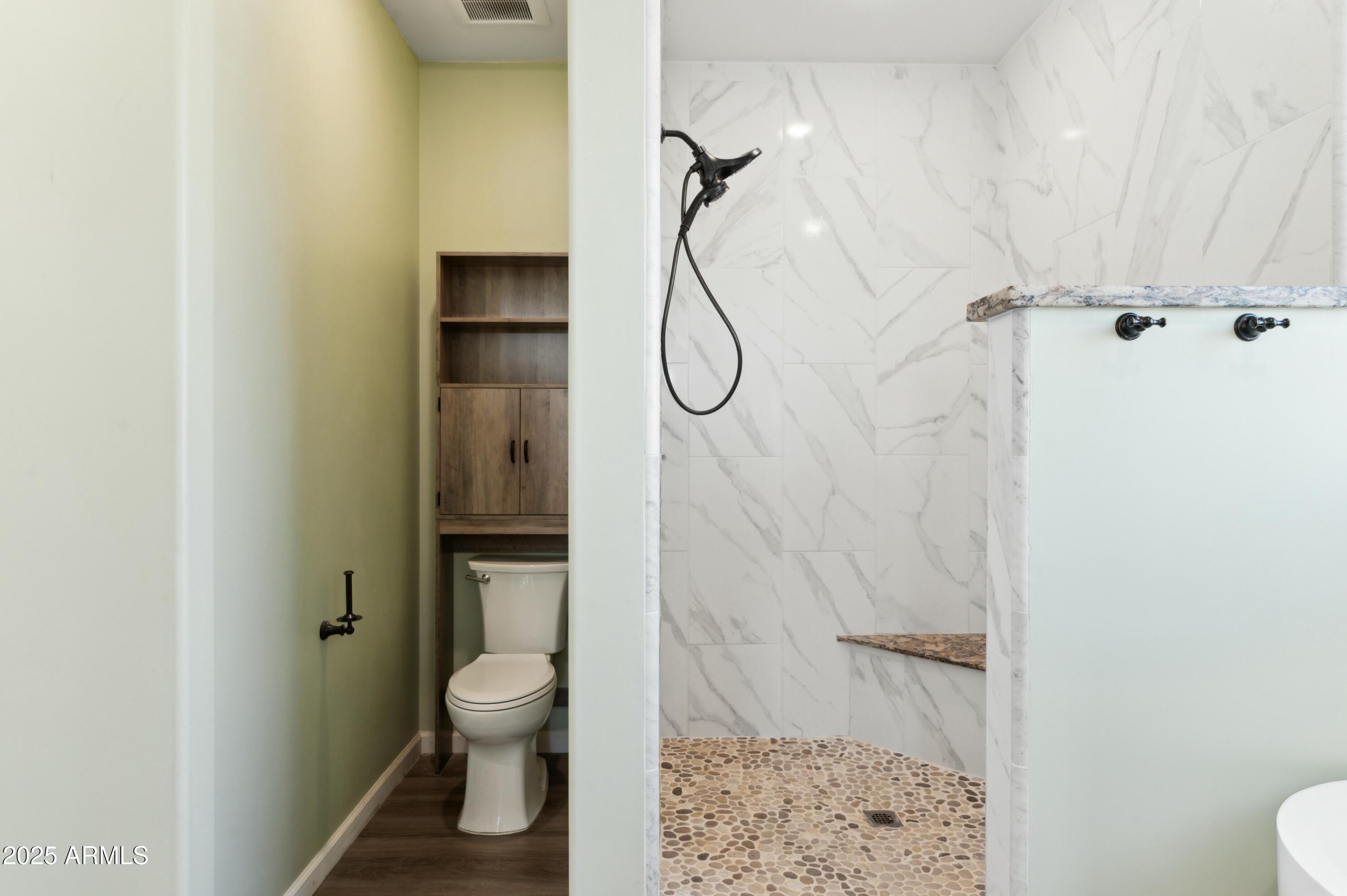 274 E MCKELLIPS Boulevard