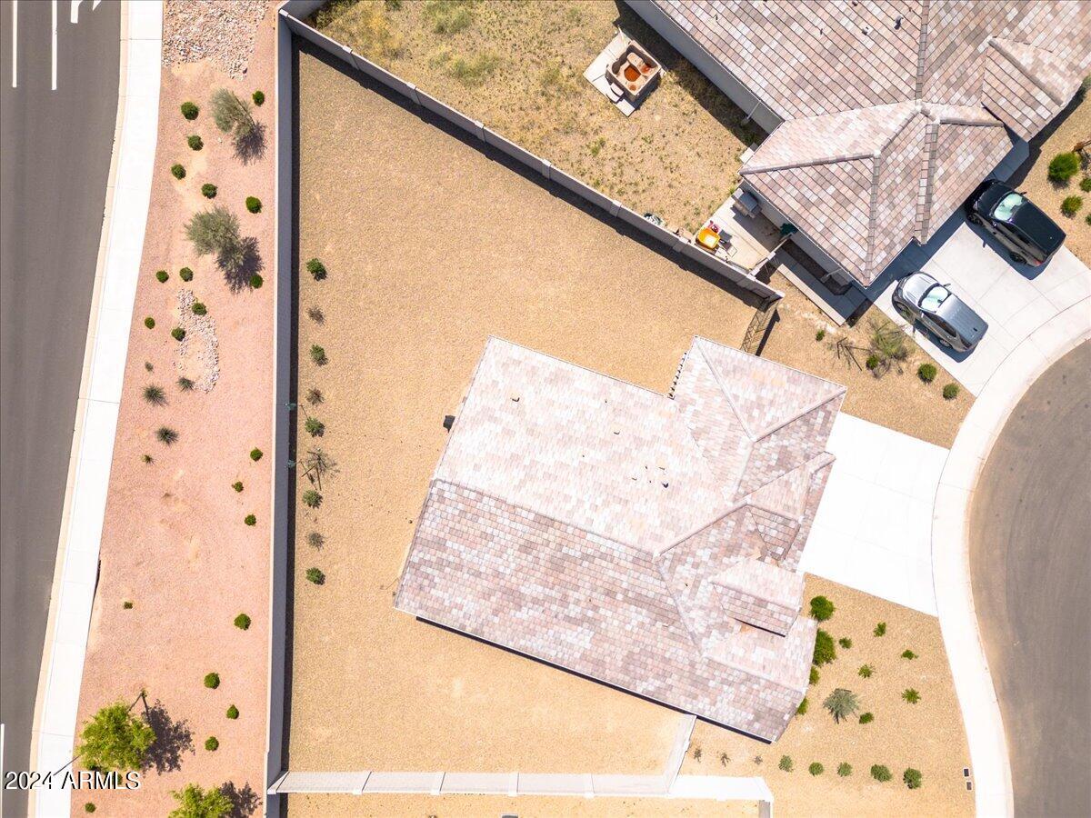 3422 N CINNABAR Place