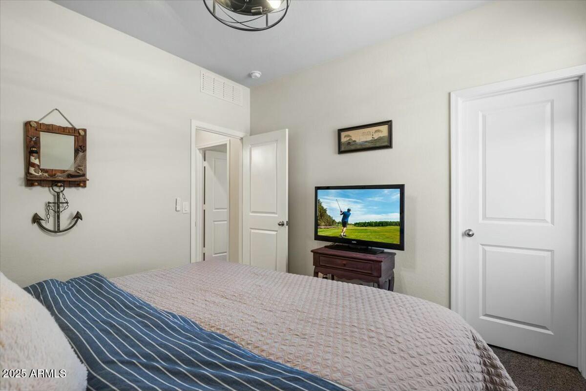 3422 N CINNABAR Place