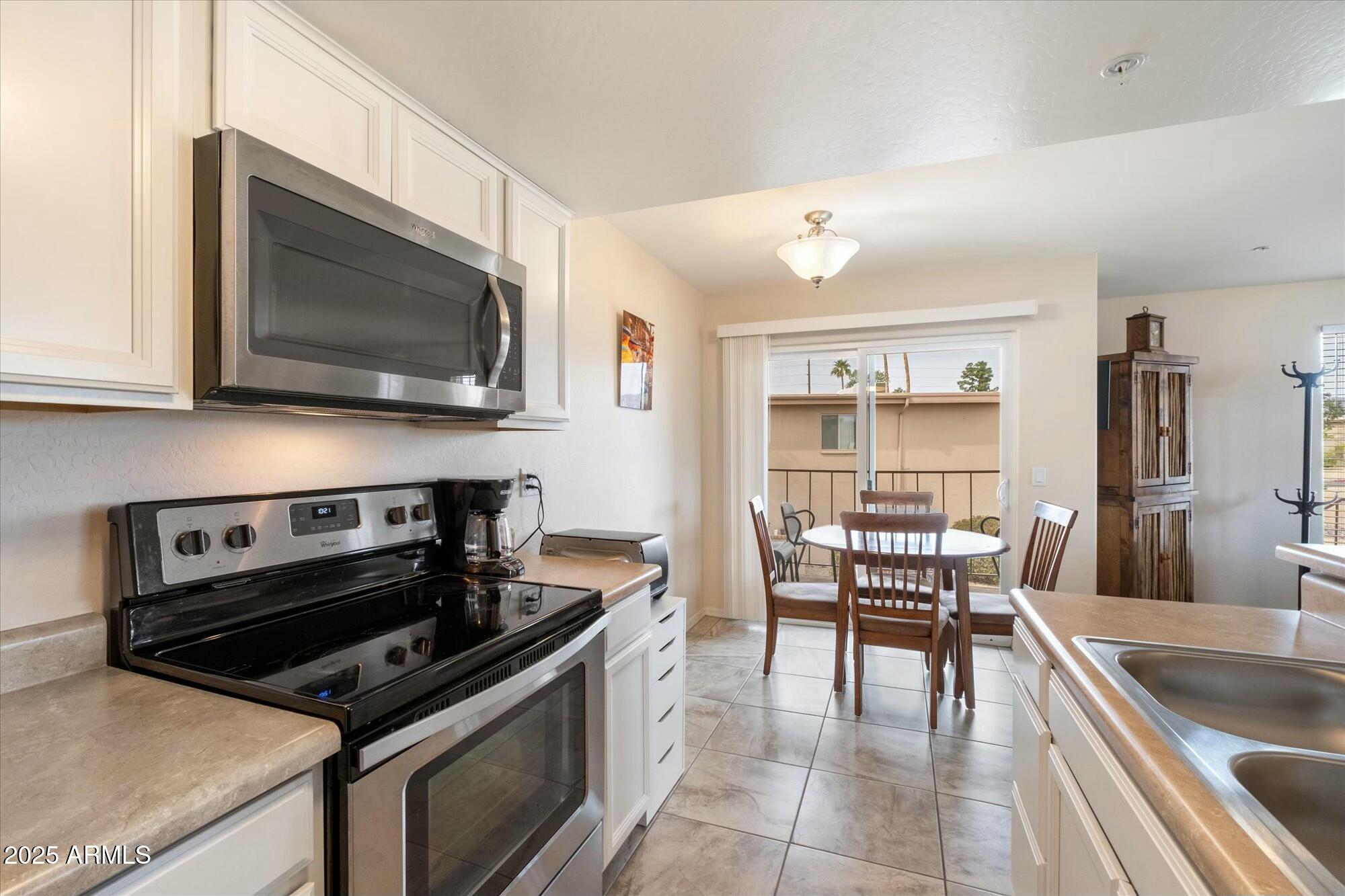 17010 E CALLE DEL ORO, D