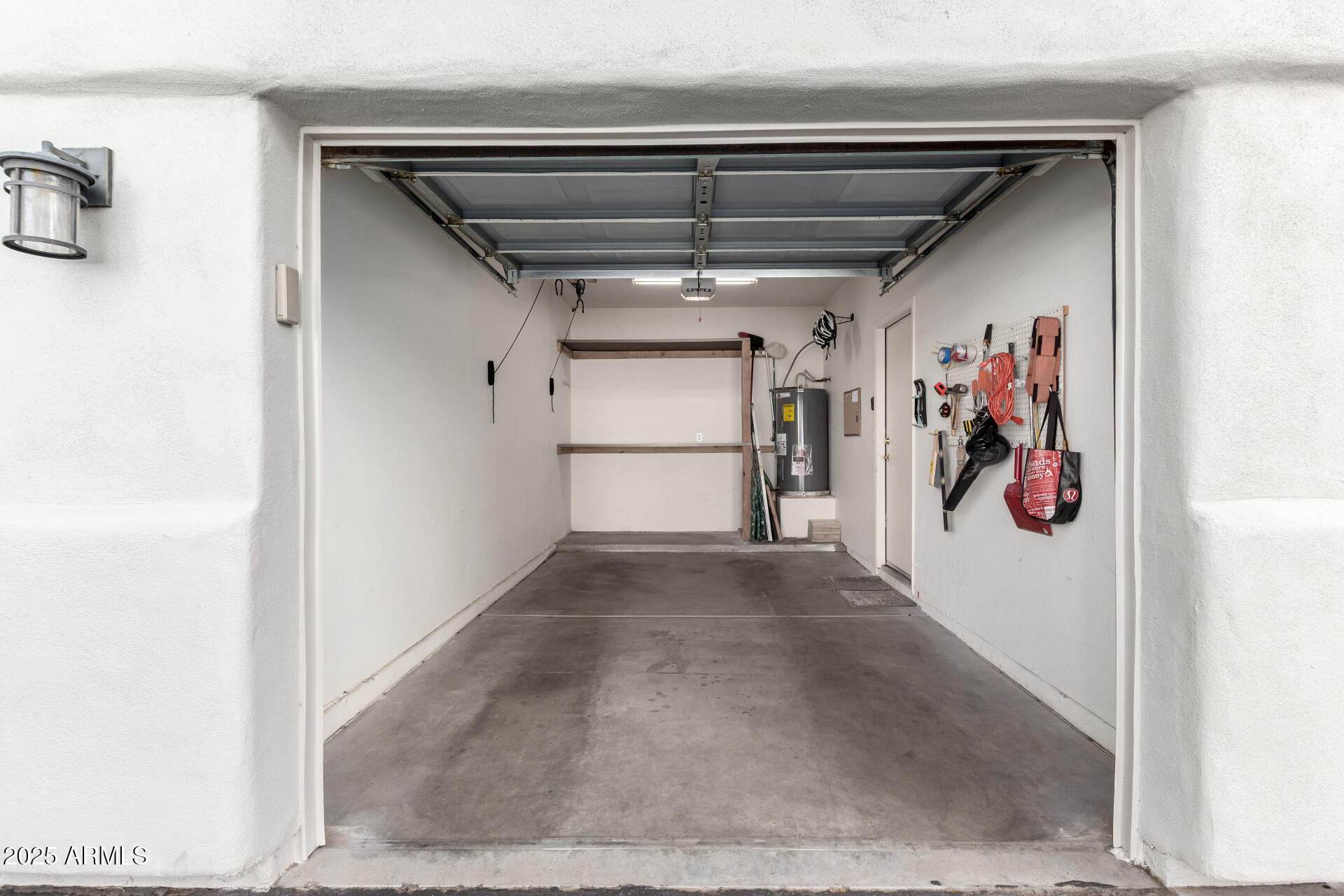 9750 N MONTEREY Drive, 21