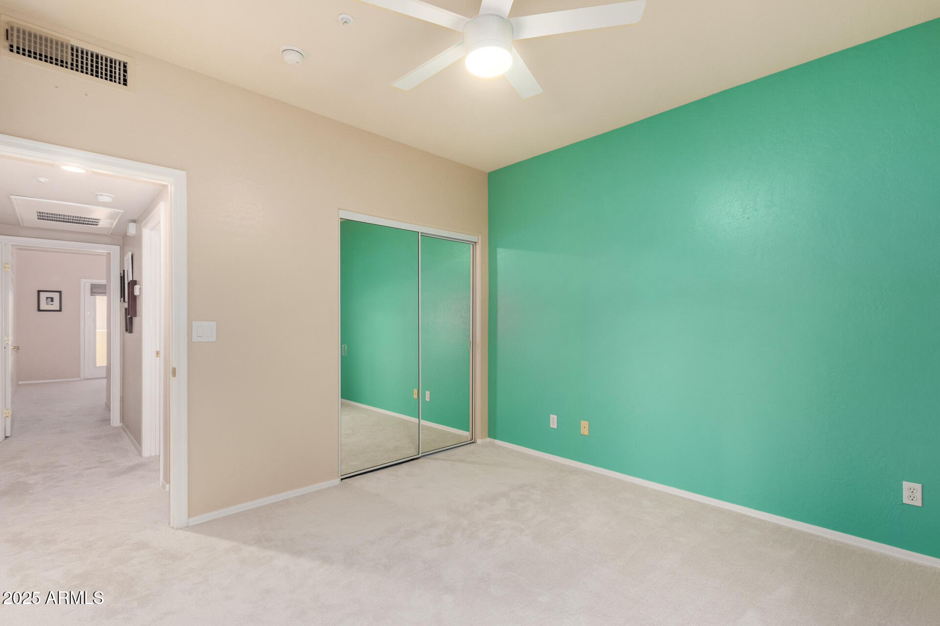 9750 N MONTEREY Drive, 21