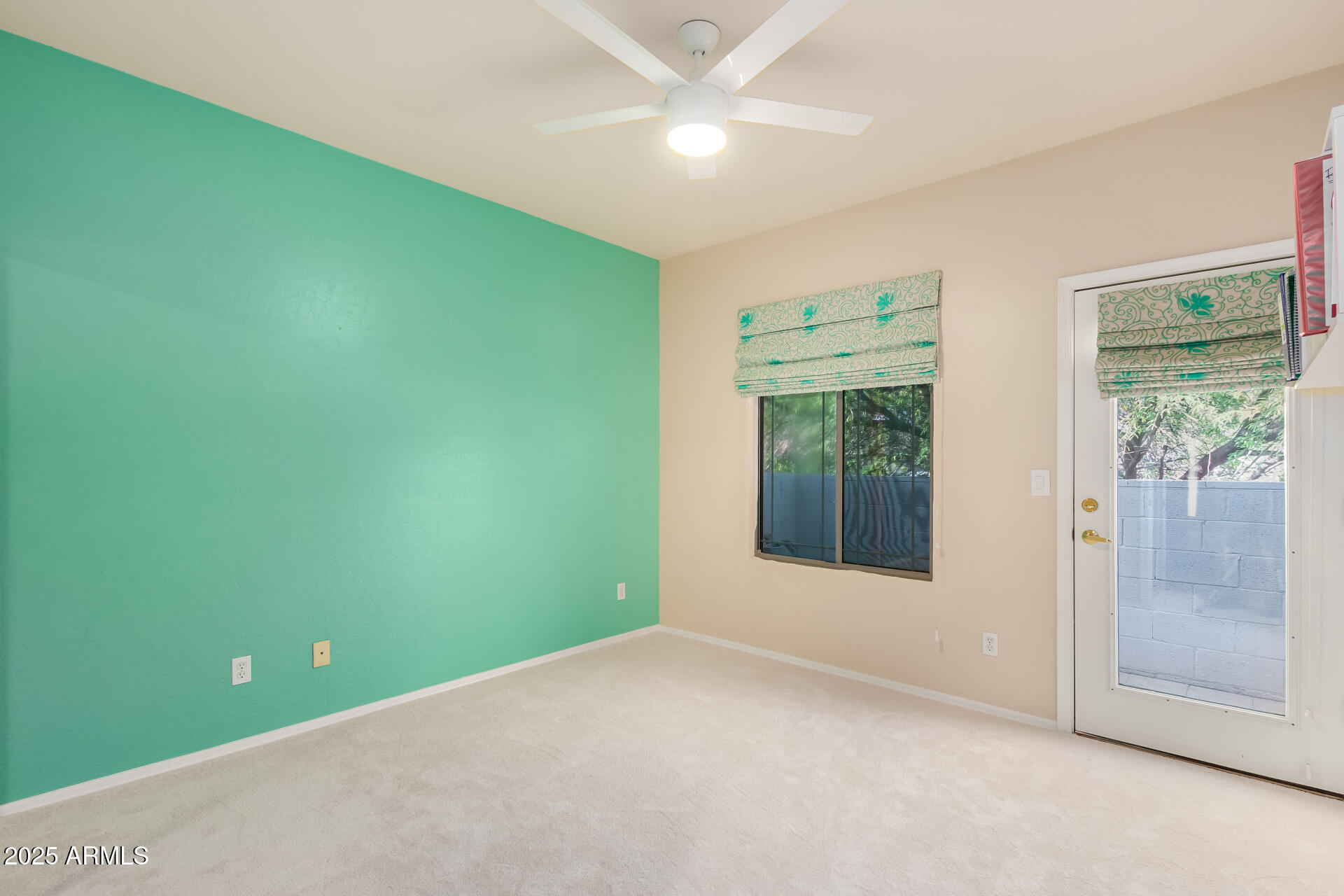 9750 N MONTEREY Drive, 21