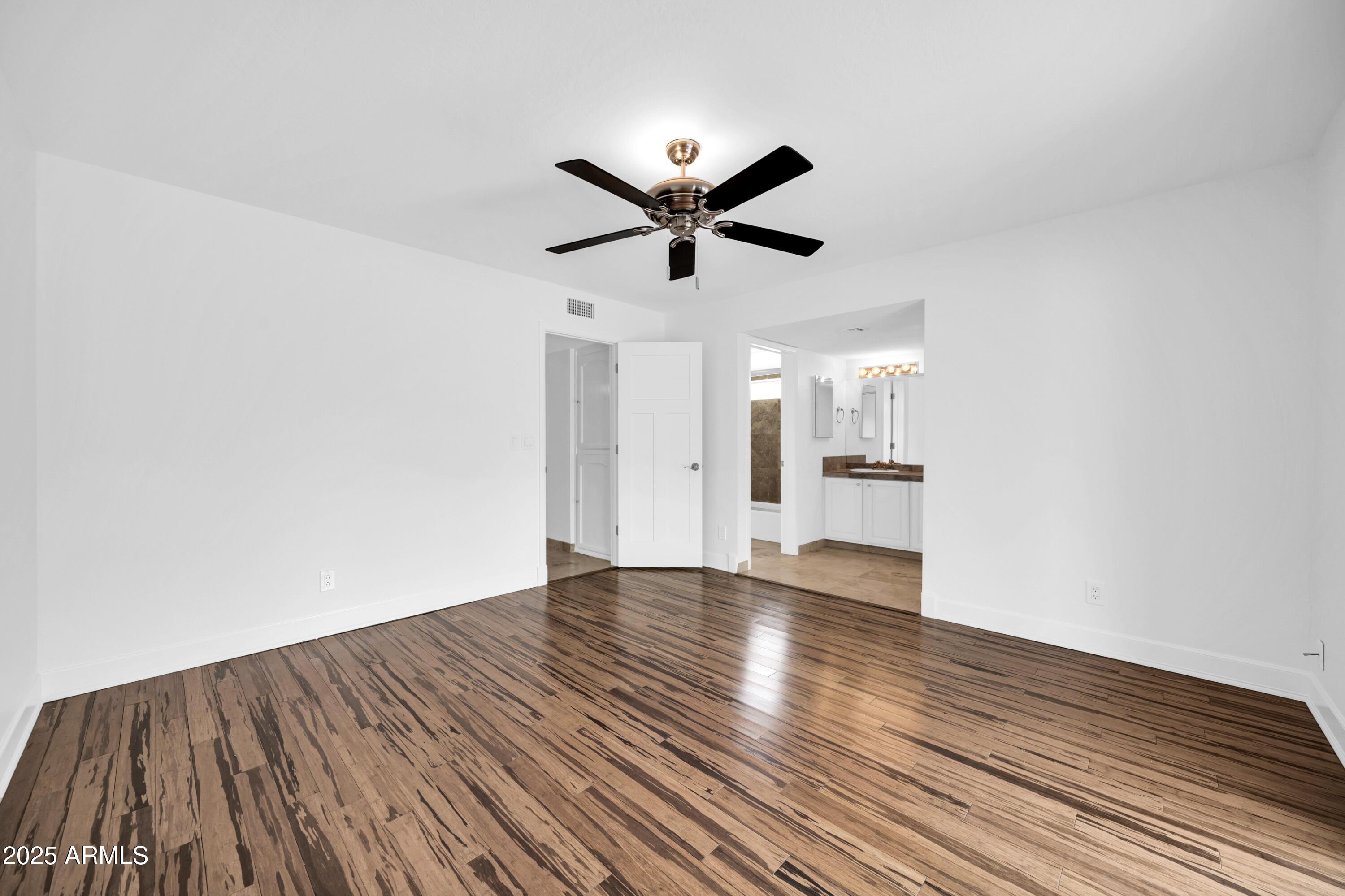 16323 E GLENBROOK Boulevard