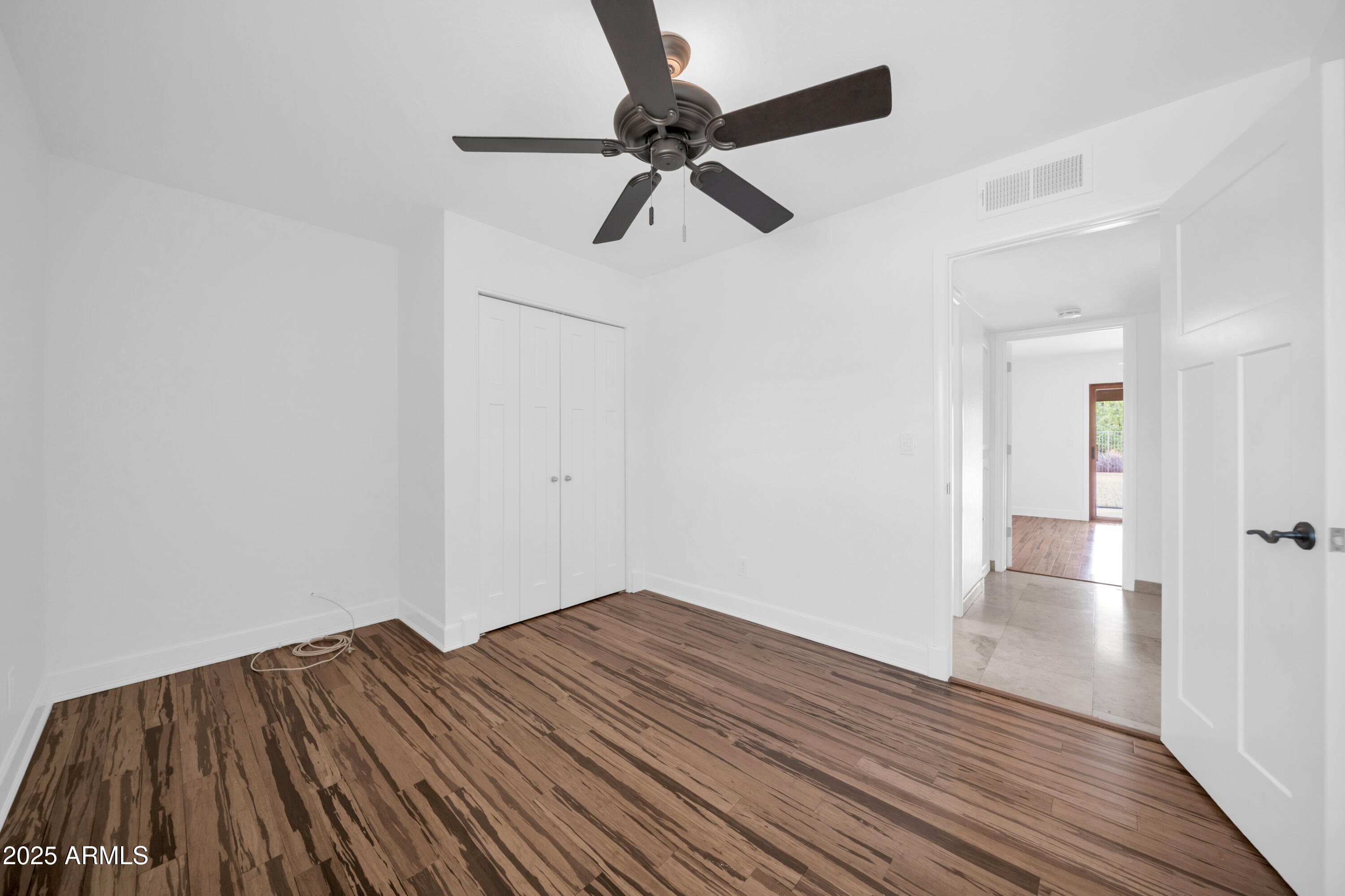 16323 E GLENBROOK Boulevard