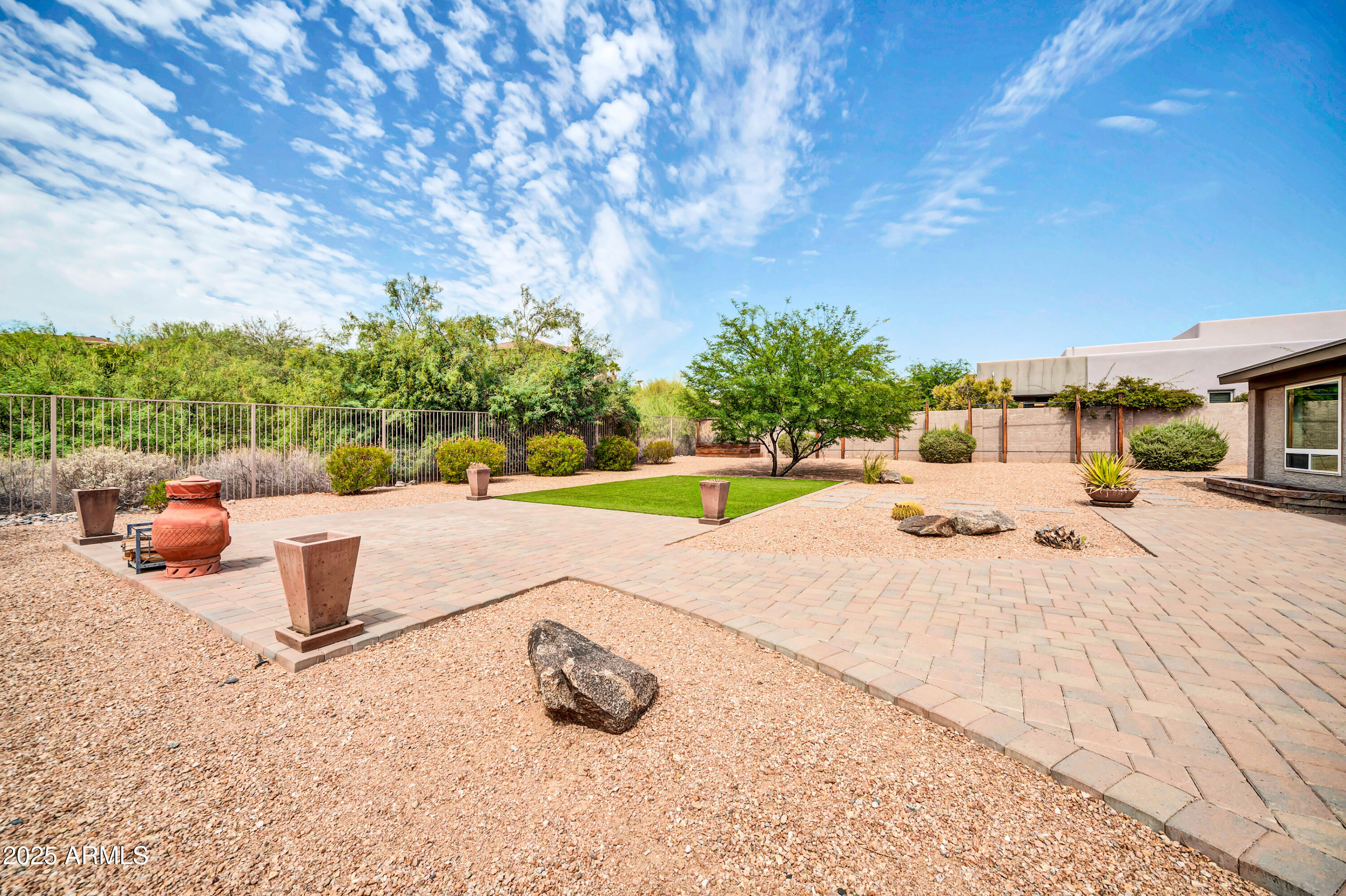 16323 E GLENBROOK Boulevard