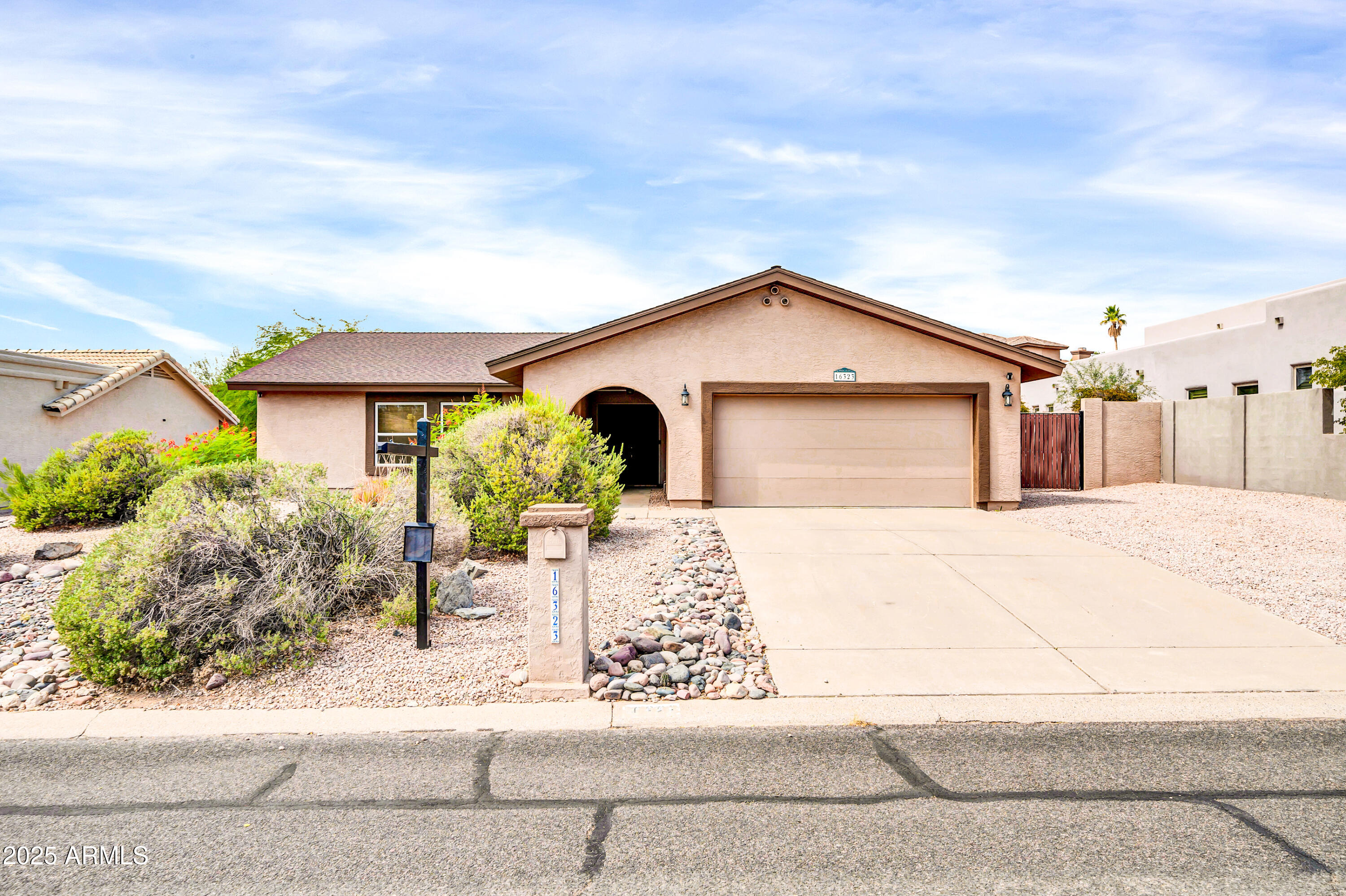 16323 E GLENBROOK Boulevard