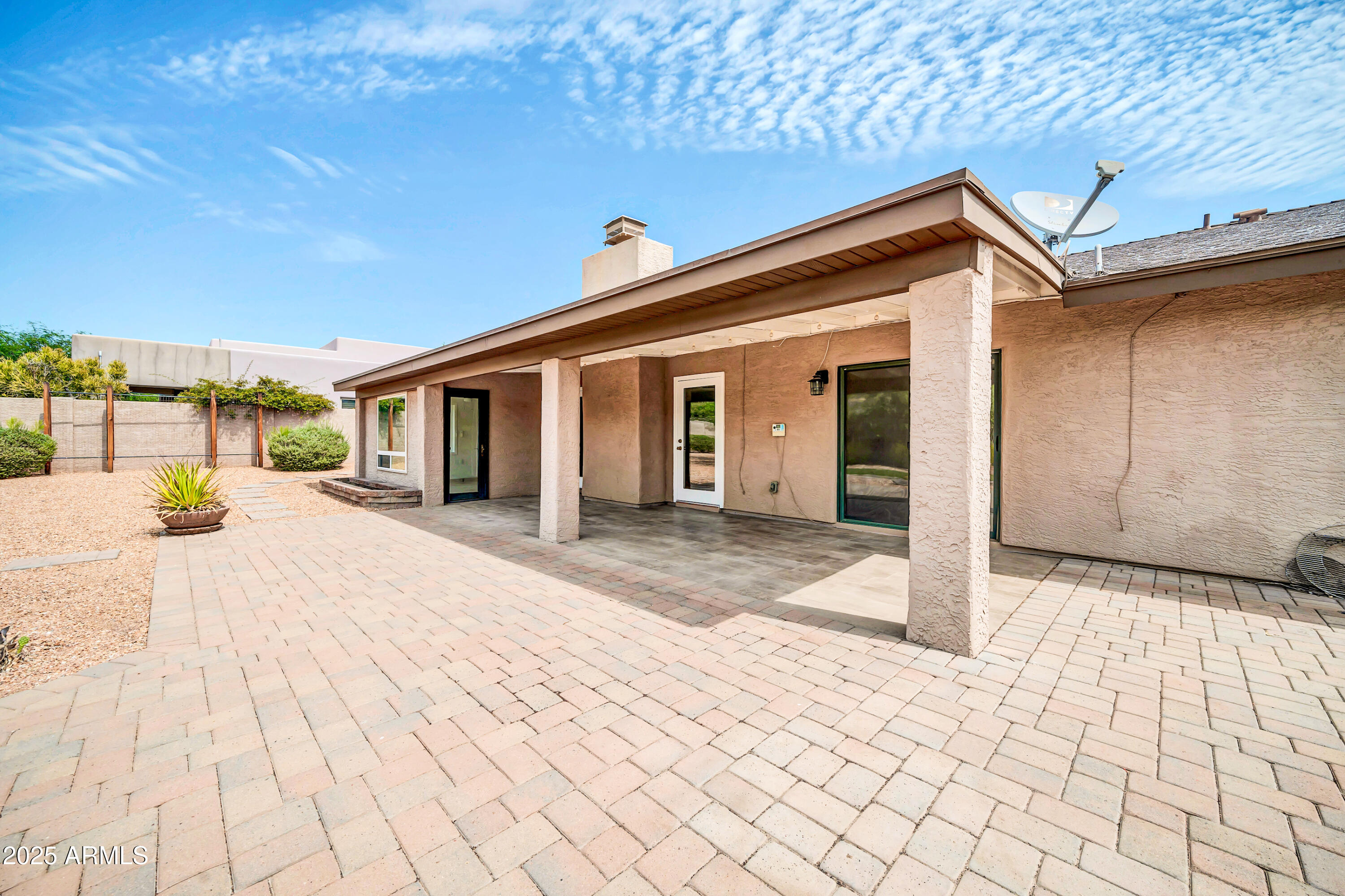 16323 E GLENBROOK Boulevard