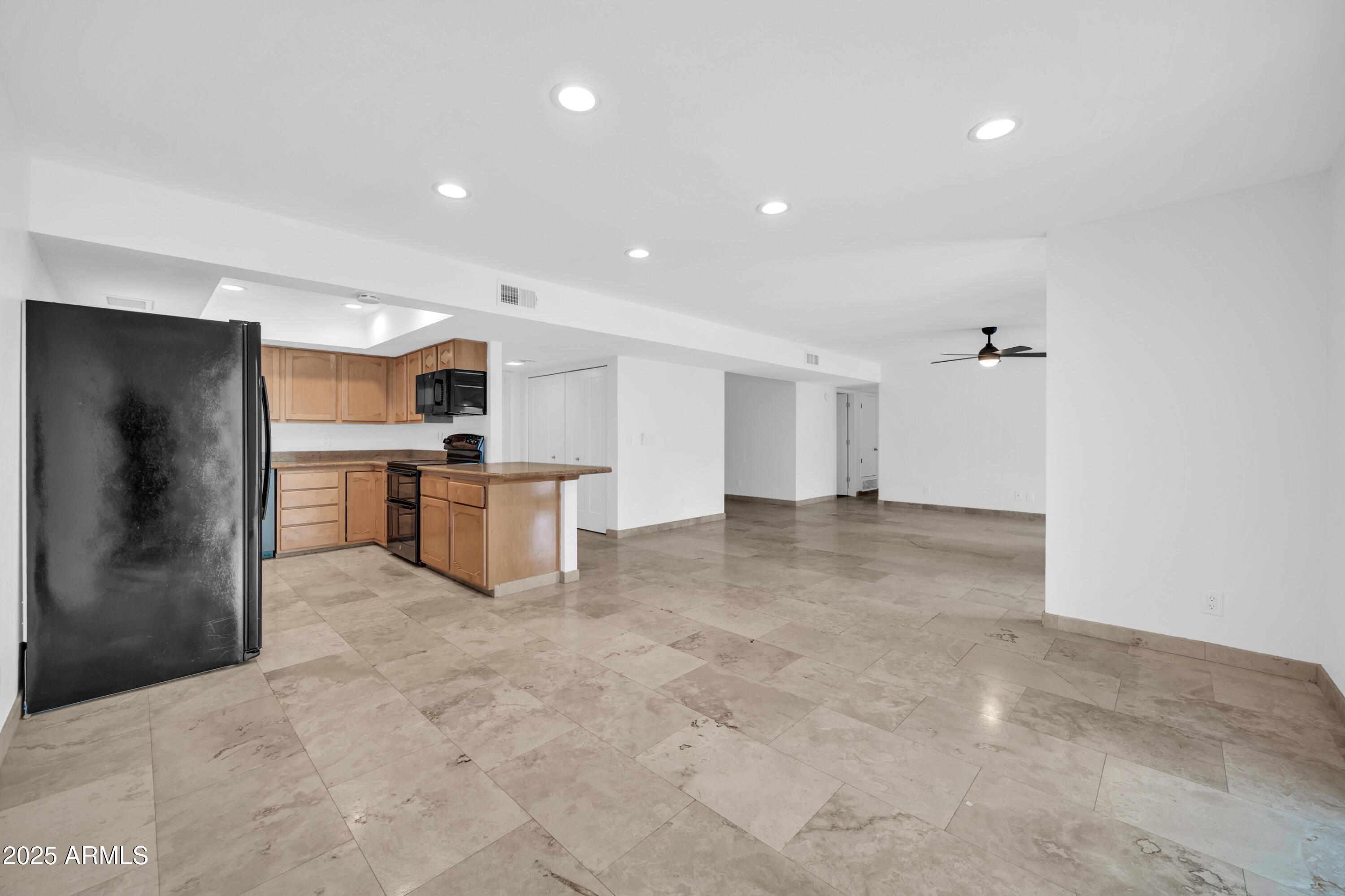 16323 E GLENBROOK Boulevard