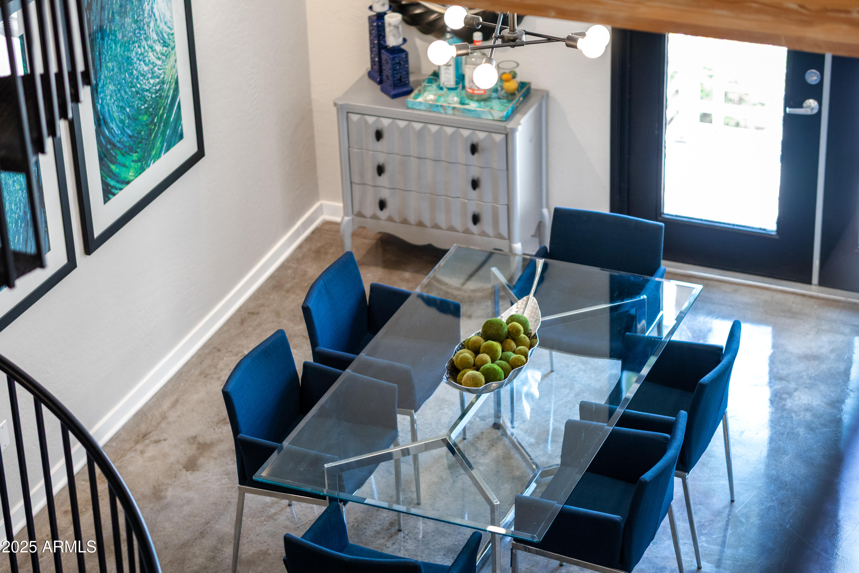 914 E OSBORN Road, 208