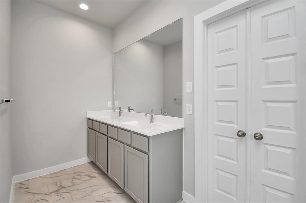 22110 Heartwood Elm Trail