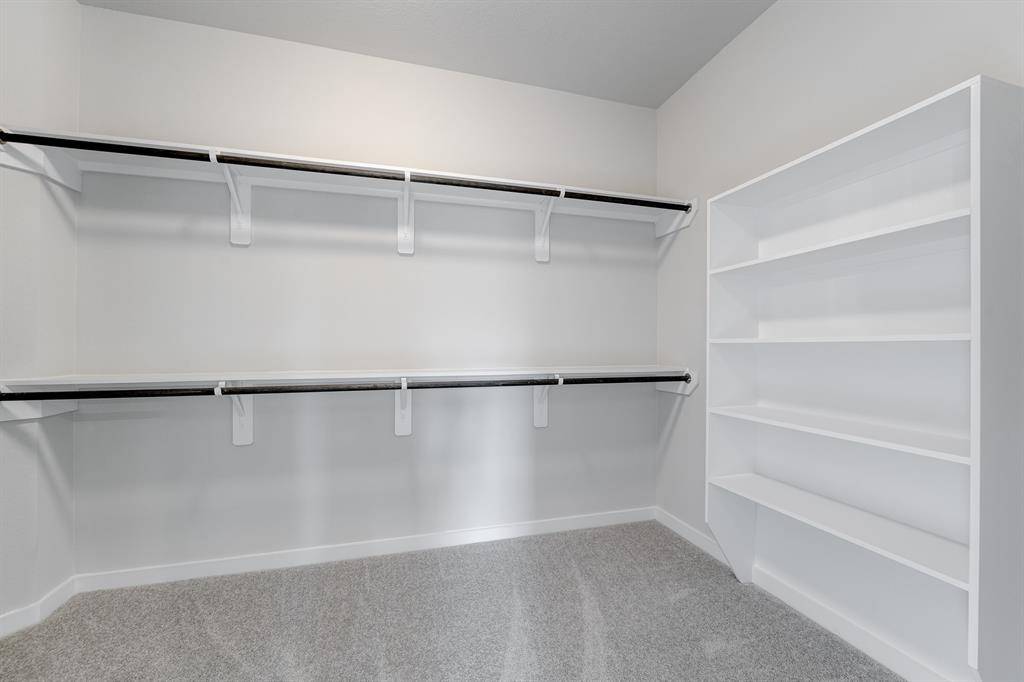 19702 Isola Breeze Drive