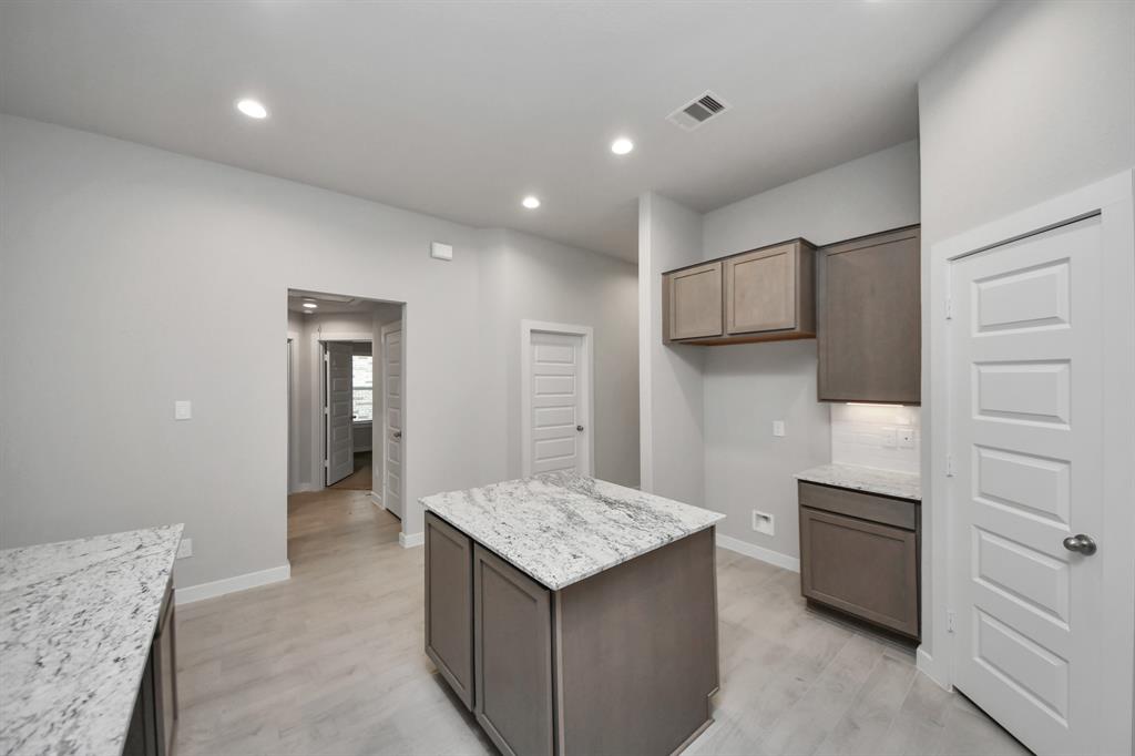 15710 Walnut Leaf Lane