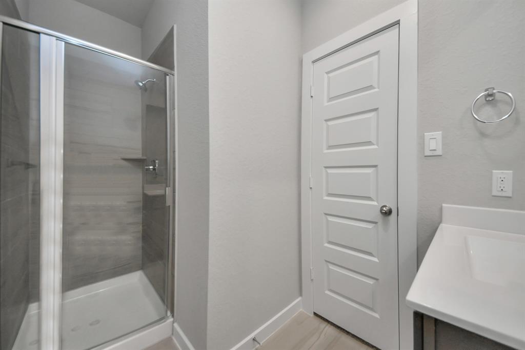 15710 Walnut Leaf Lane