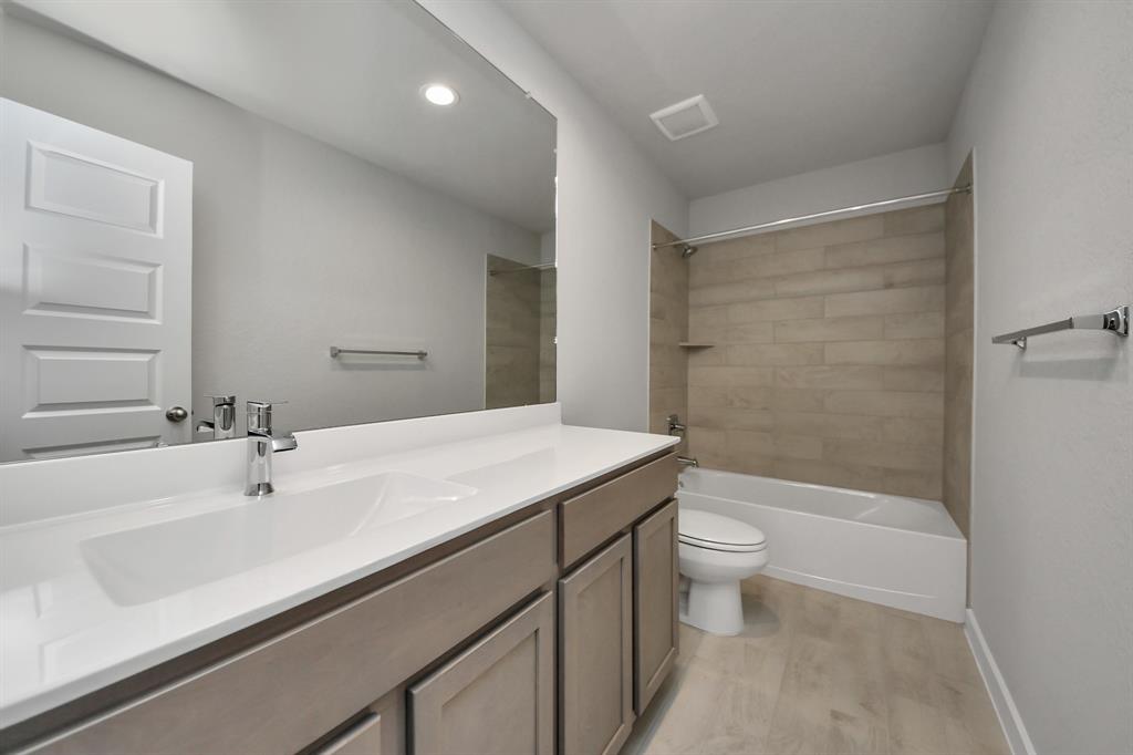 15710 Walnut Leaf Lane