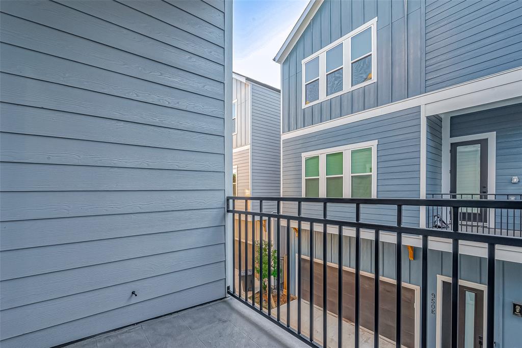 948 Fisher Street Unit: E