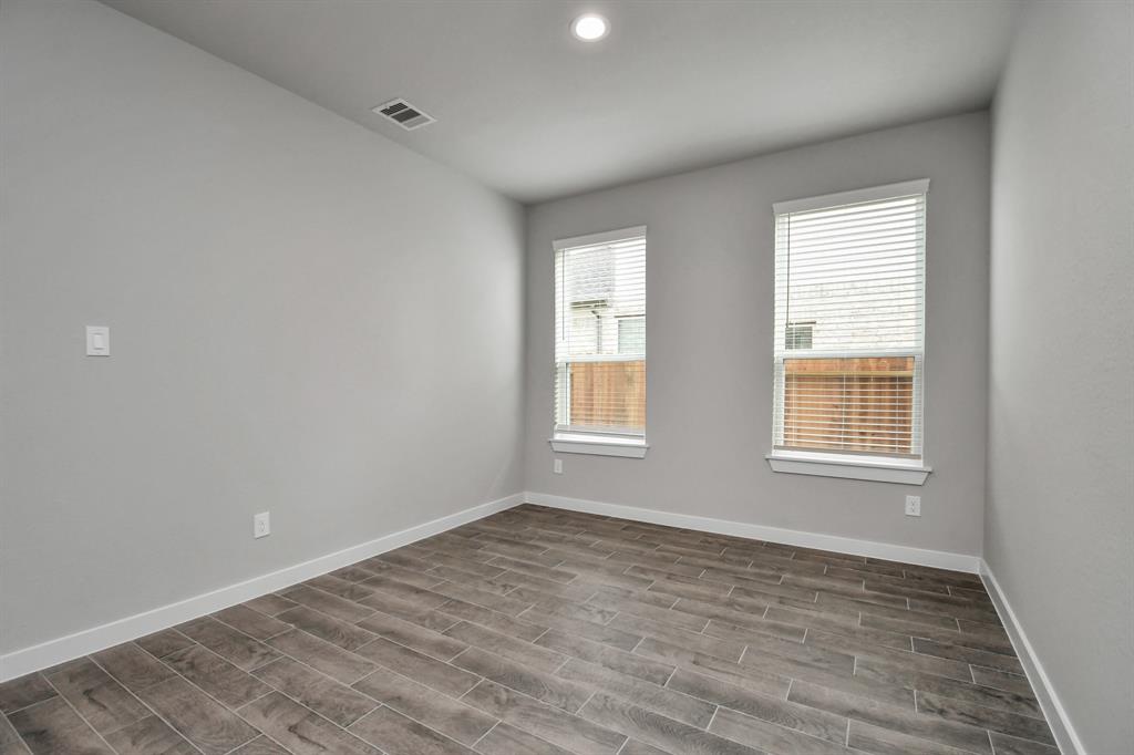 15706 Walnut Leaf Lane