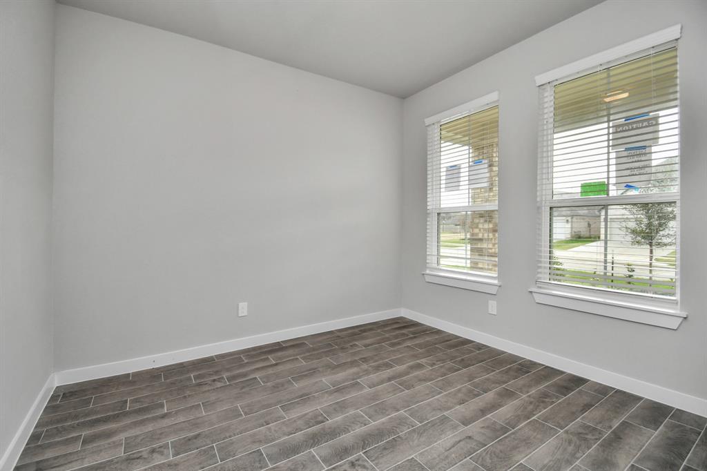 15706 Walnut Leaf Lane