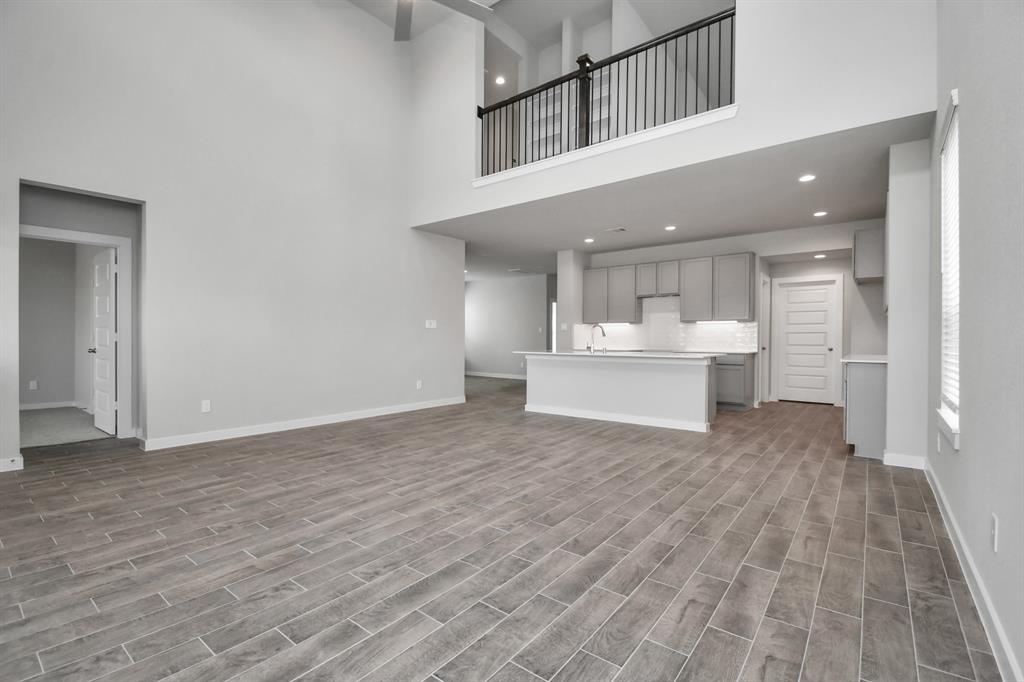 15706 Walnut Leaf Lane