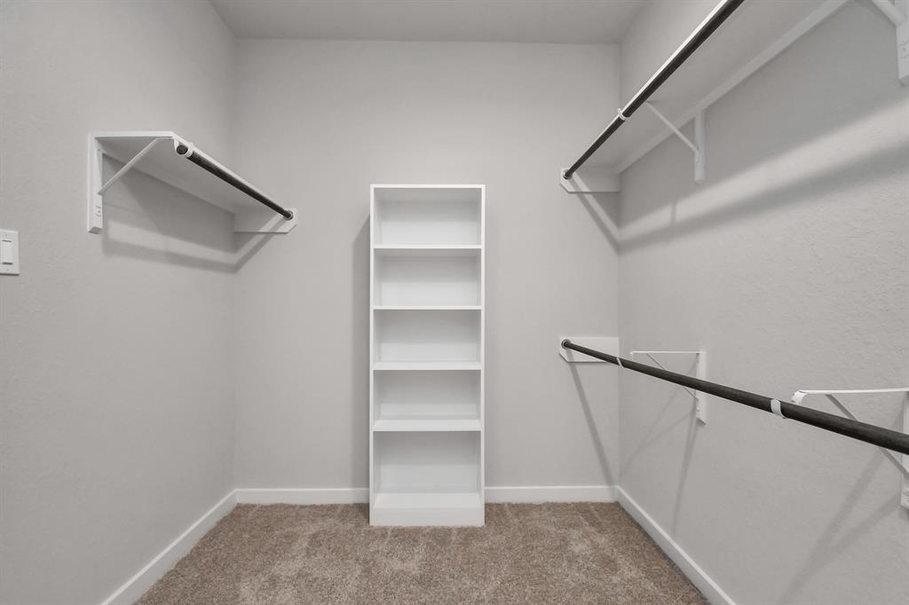 15706 Walnut Leaf Lane