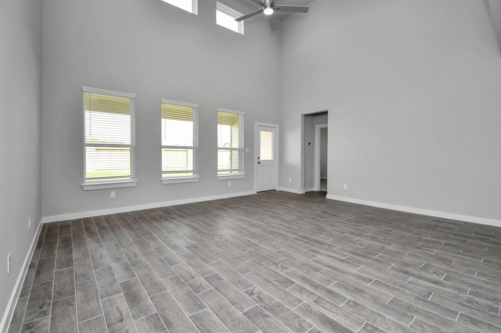 15706 Walnut Leaf Lane