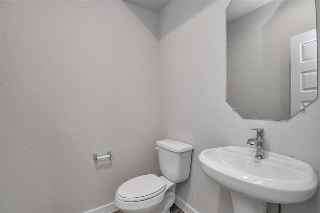 15706 Walnut Leaf Lane