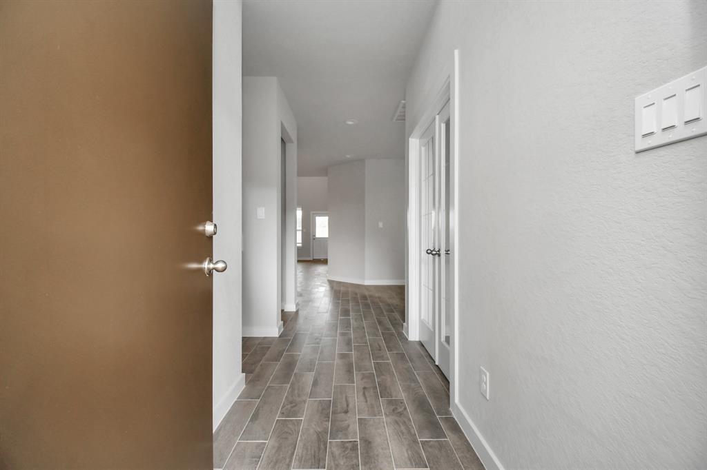 15706 Walnut Leaf Lane