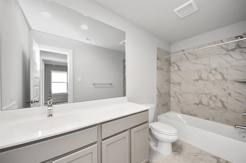 18222 Yaupon Bough Ln