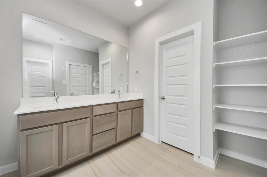 827 Timber Heights Drive