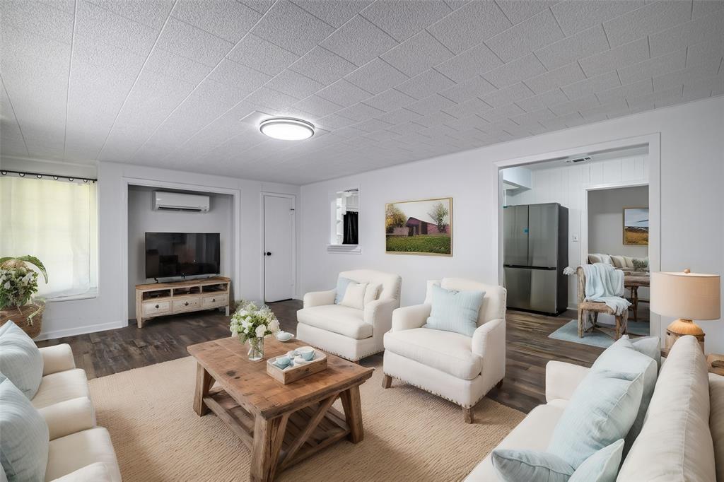 628 S Madison Street